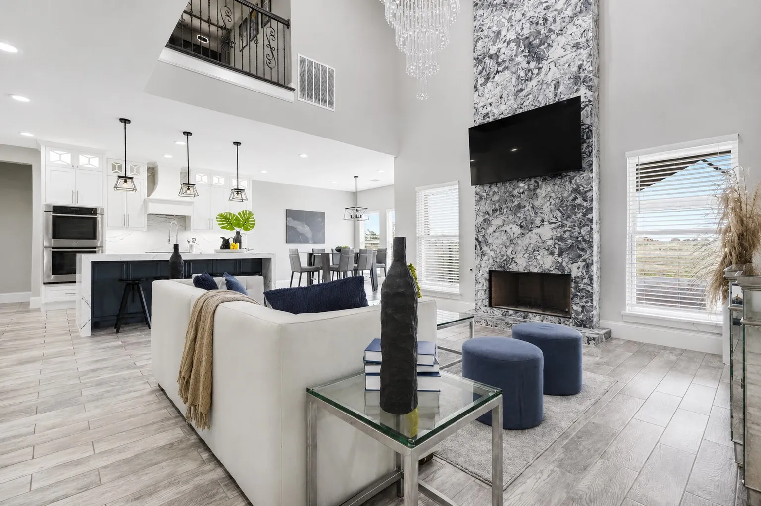 Single Family Residence For Sale in Denton County , 7271 Michelle Point, Krum, Texas 76249, 6 Bedroom, 5 Bathroom, 2 Garage spaces, 3,482 Sqft, built in 2021, mls#21348127, Real Estate Agent in Krum, Homes For Sale in Denton county, Homes For Sale in Krum, Realtor in Krum Texas, Real Estate Brokerage Independent Realty Texas, Luminita Cordes Realtor