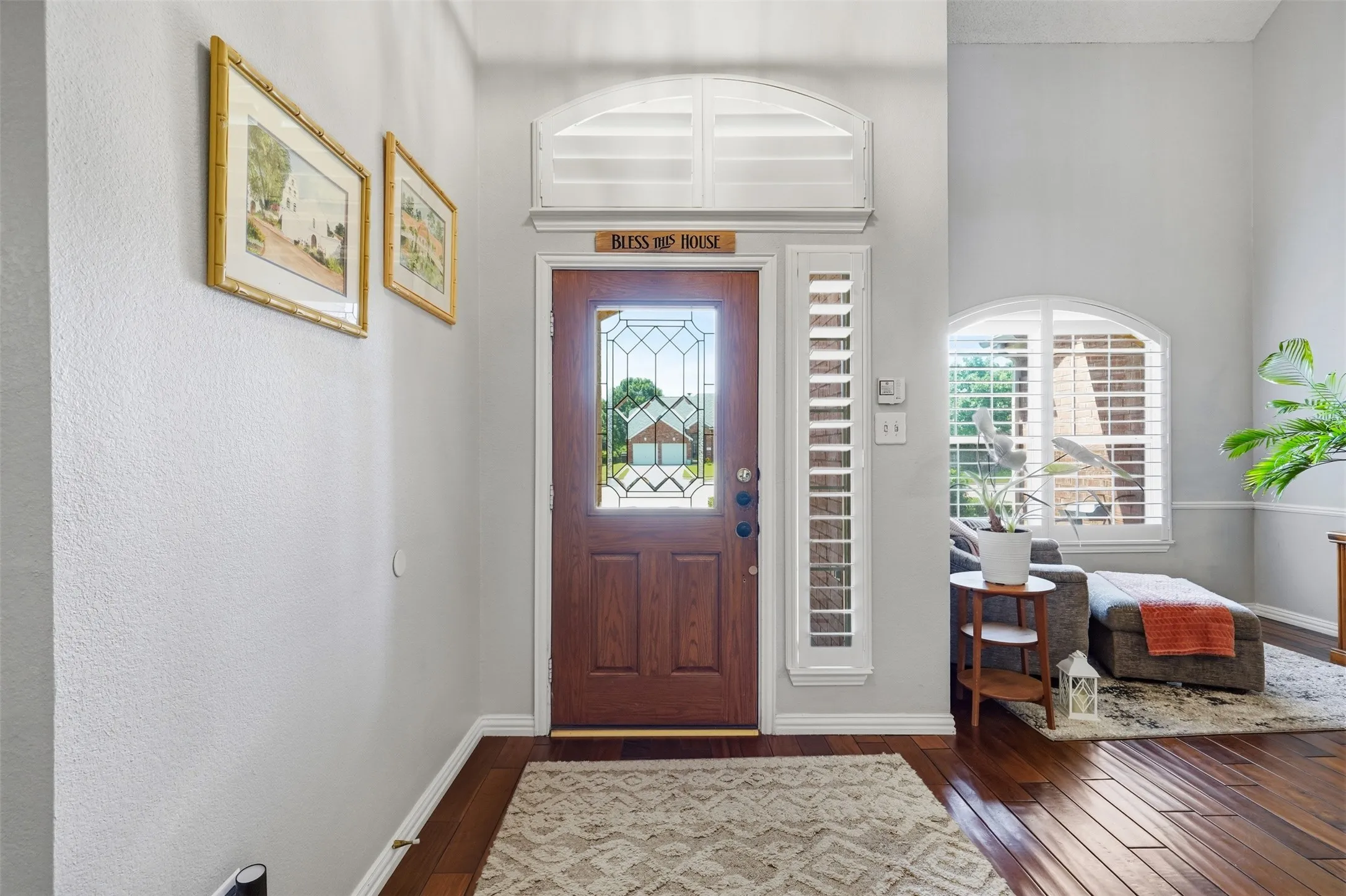 Open foyer with high ceilings.