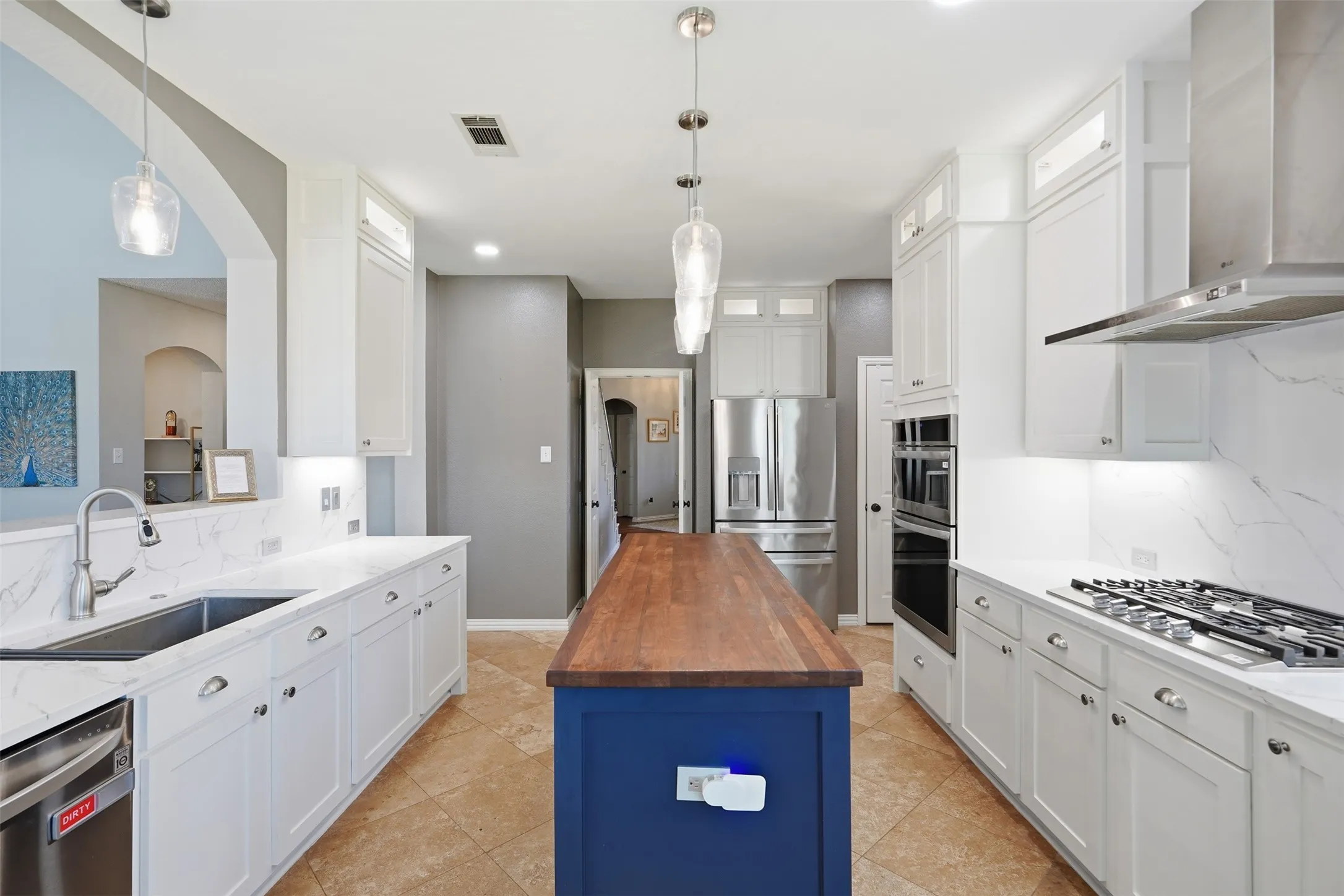 Single Family Residence For Sale in Denton County , 1500 Ash Grove Court, Flower Mound, Texas 75028, 4 Bedrooms, 3 Bathrooms, 3 Garage spaces, 3,083 Sqft, built in 1998, Price $749,989, mls#21352704, Real Estate Agent in Flower Mound, Homes For Sale in Denton county, Homes For Sale in Flower Mound, Realtor in Flower Mound Texas, Real Estate Brokerage Independent Realty Texas, Luminita Cordes Realtor