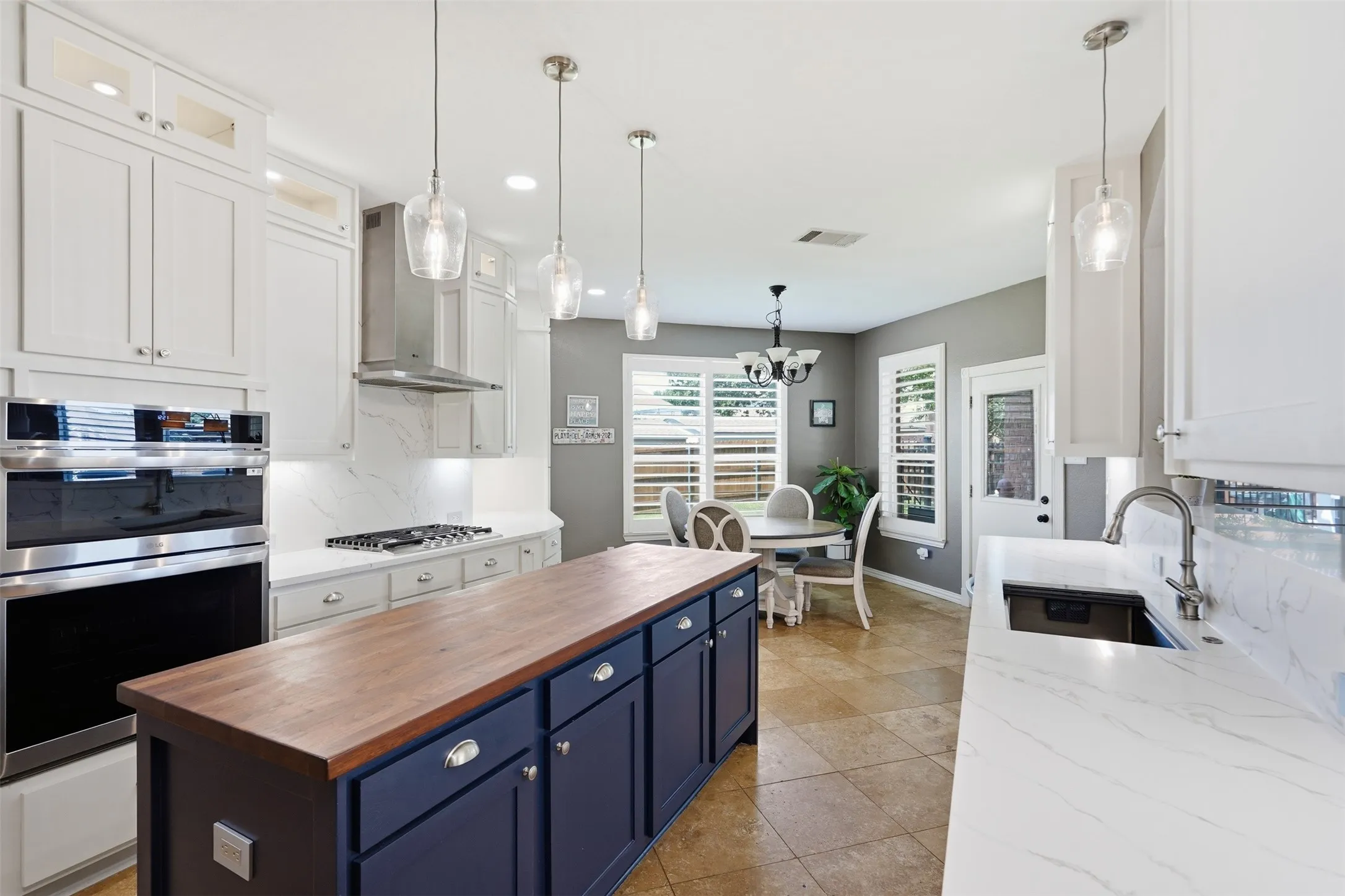 Single Family Residence For Sale in Denton County , 1500 Ash Grove Court, Flower Mound, Texas 75028, 4 Bedrooms, 3 Bathrooms, 3 Garage spaces, 3,083 Sqft, built in 1998, Price $749,989, mls#21352704, Real Estate Agent in Flower Mound, Homes For Sale in Denton county, Homes For Sale in Flower Mound, Realtor in Flower Mound Texas, Real Estate Brokerage Independent Realty Texas, Luminita Cordes Realtor