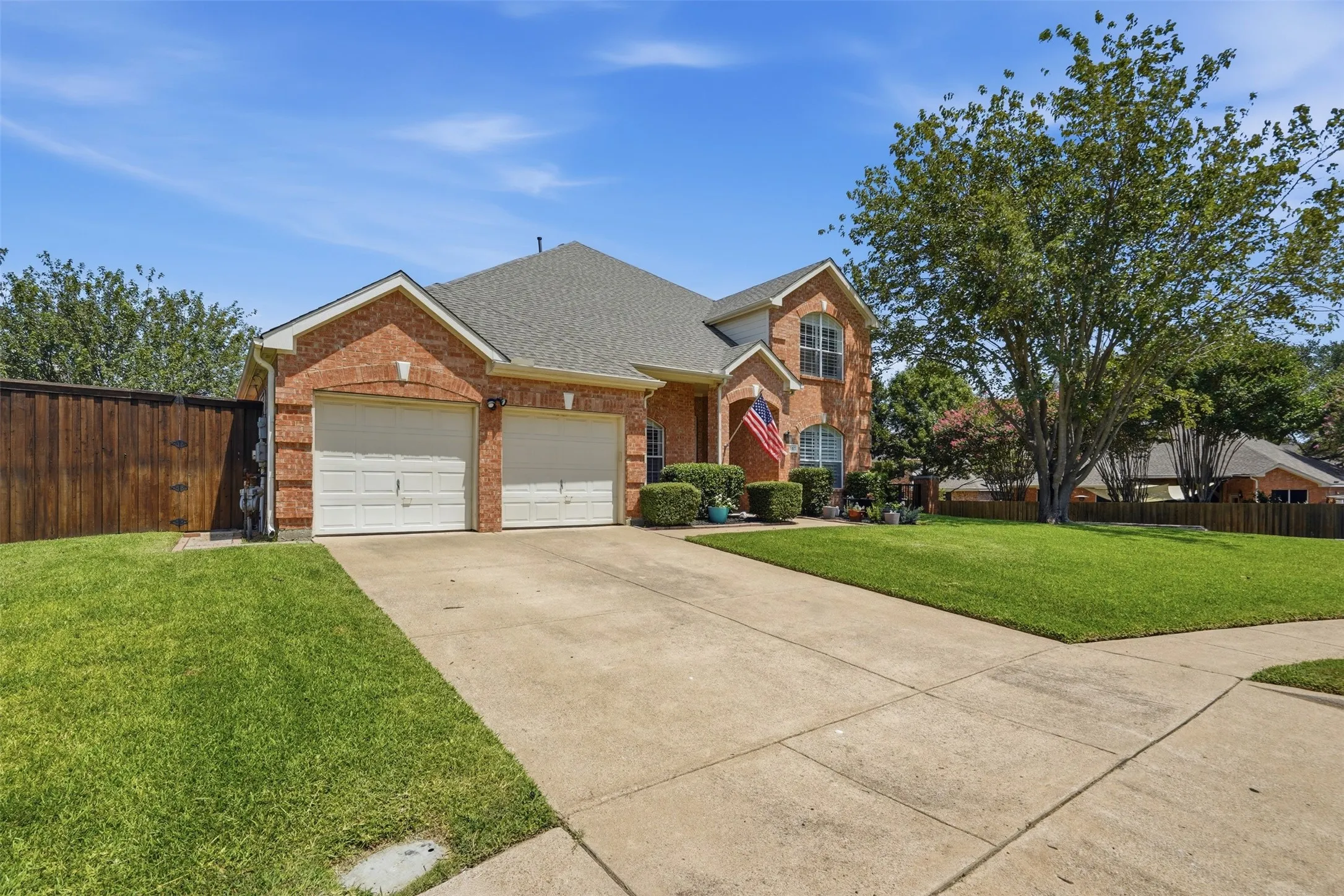 Single Family Residence For Sale in Denton County , 1500 Ash Grove Court, Flower Mound, Texas 75028, 4 Bedrooms, 3 Bathrooms, 3 Garage spaces, 3,083 Sqft, built in 1998, Price $749,989, mls#21352704, Real Estate Agent in Flower Mound, Homes For Sale in Denton county, Homes For Sale in Flower Mound, Realtor in Flower Mound Texas, Real Estate Brokerage Independent Realty Texas, Luminita Cordes Realtor