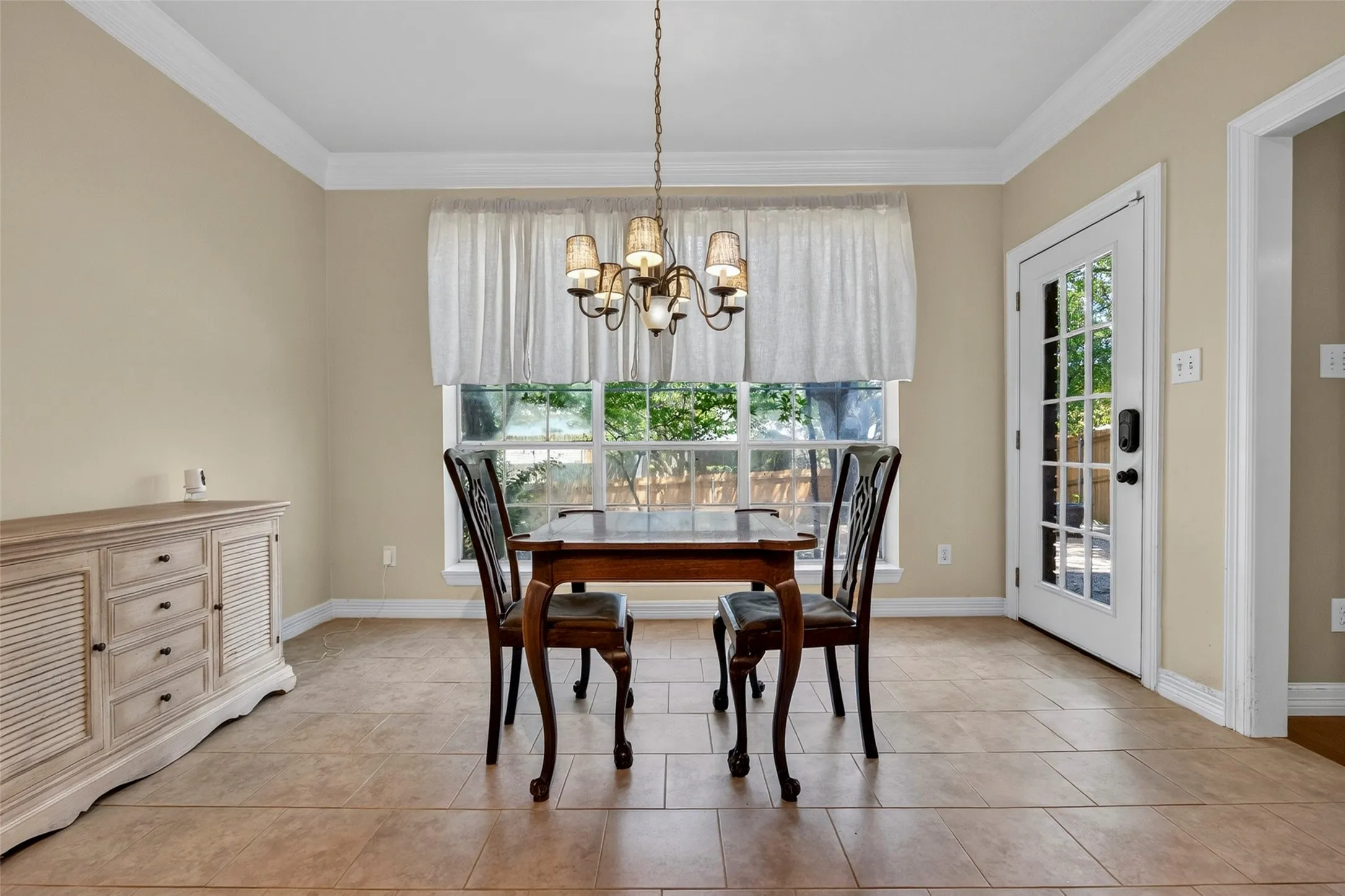 Single Family Residence For Sale in Tarrant County , 5108 Golden Lane, Fort Worth, Texas 76123, 4 Bedroom, 4 Bathroom, 2 Garage spaces, 3,772 Sqft, built in 1990, mls#21351808, Real Estate Agent in Fort Worth, Homes For Sale in Tarrant county, Homes For Sale in Fort Worth, Realtor in Fort Worth Texas, Real Estate Brokerage Independent Realty Texas, Luminita Cordes Realtor