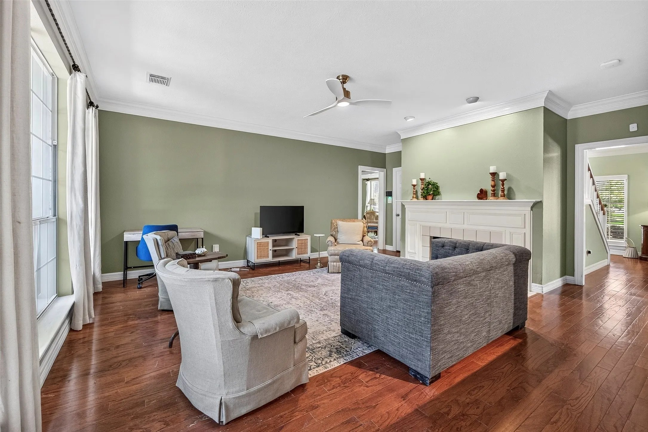 Single Family Residence For Sale in Tarrant County , 5108 Golden Lane, Fort Worth, Texas 76123, 4 Bedroom, 4 Bathroom, 2 Garage spaces, 3,772 Sqft, built in 1990, mls#21351808, Real Estate Agent in Fort Worth, Homes For Sale in Tarrant county, Homes For Sale in Fort Worth, Realtor in Fort Worth Texas, Real Estate Brokerage Independent Realty Texas, Luminita Cordes Realtor