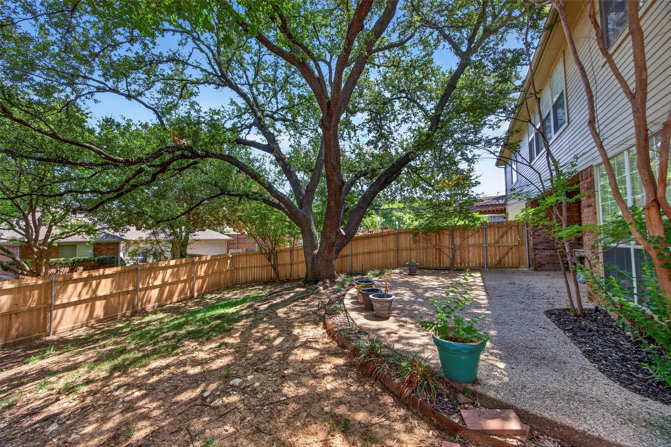 Single Family Residence For Sale in Tarrant County , 5108 Golden Lane, Fort Worth, Texas 76123, 4 Bedroom, 4 Bathroom, 2 Garage spaces, 3,772 Sqft, built in 1990, mls#21351808, Real Estate Agent in Fort Worth, Homes For Sale in Tarrant county, Homes For Sale in Fort Worth, Realtor in Fort Worth Texas, Real Estate Brokerage Independent Realty Texas, Luminita Cordes Realtor
