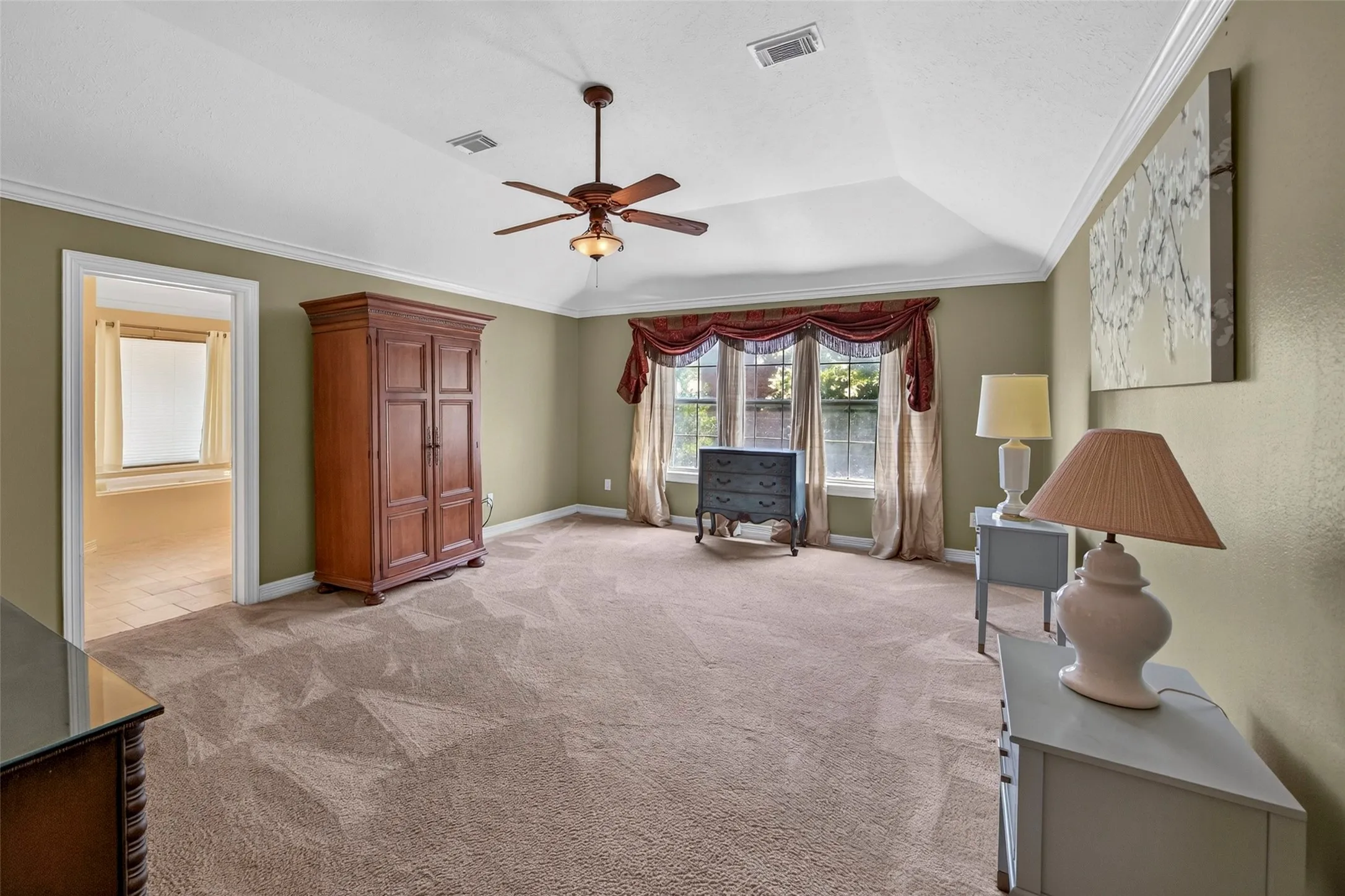 Single Family Residence For Sale in Tarrant County , 5108 Golden Lane, Fort Worth, Texas 76123, 4 Bedroom, 4 Bathroom, 2 Garage spaces, 3,772 Sqft, built in 1990, mls#21351808, Real Estate Agent in Fort Worth, Homes For Sale in Tarrant county, Homes For Sale in Fort Worth, Realtor in Fort Worth Texas, Real Estate Brokerage Independent Realty Texas, Luminita Cordes Realtor
