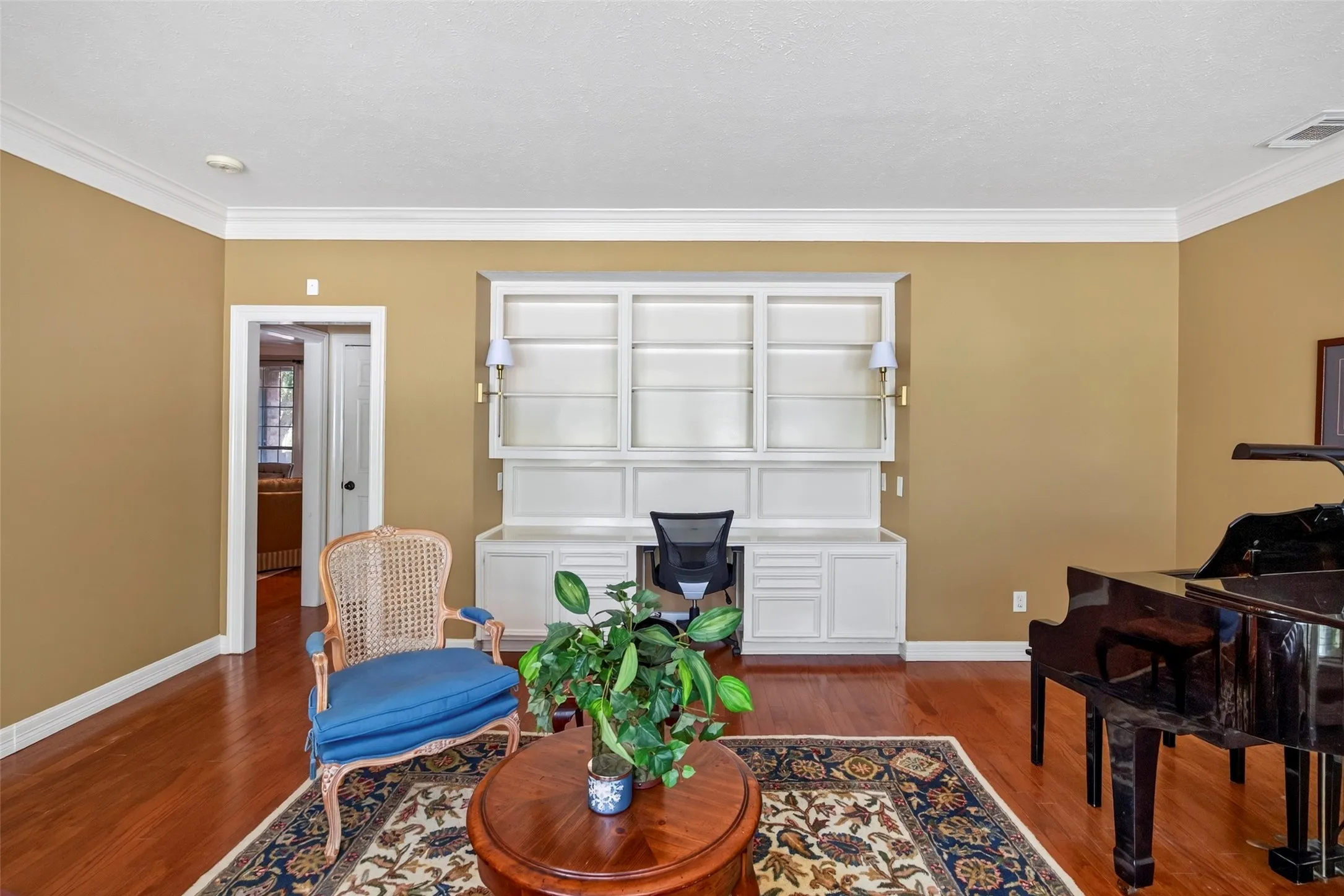 Single Family Residence For Sale in Tarrant County , 5108 Golden Lane, Fort Worth, Texas 76123, 4 Bedroom, 4 Bathroom, 2 Garage spaces, 3,772 Sqft, built in 1990, mls#21351808, Real Estate Agent in Fort Worth, Homes For Sale in Tarrant county, Homes For Sale in Fort Worth, Realtor in Fort Worth Texas, Real Estate Brokerage Independent Realty Texas, Luminita Cordes Realtor
