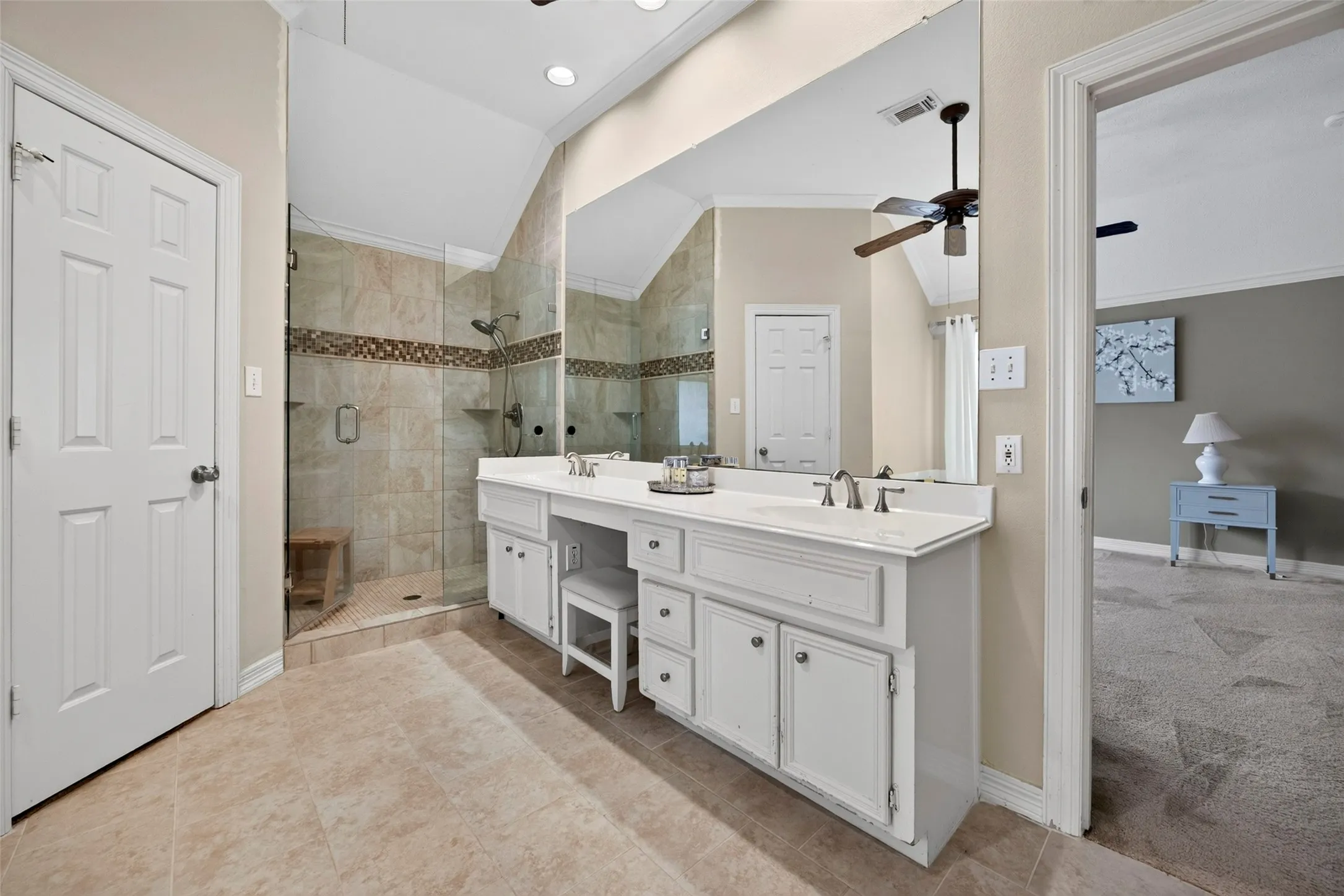Single Family Residence For Sale in Tarrant County , 5108 Golden Lane, Fort Worth, Texas 76123, 4 Bedroom, 4 Bathroom, 2 Garage spaces, 3,772 Sqft, built in 1990, mls#21351808, Real Estate Agent in Fort Worth, Homes For Sale in Tarrant county, Homes For Sale in Fort Worth, Realtor in Fort Worth Texas, Real Estate Brokerage Independent Realty Texas, Luminita Cordes Realtor