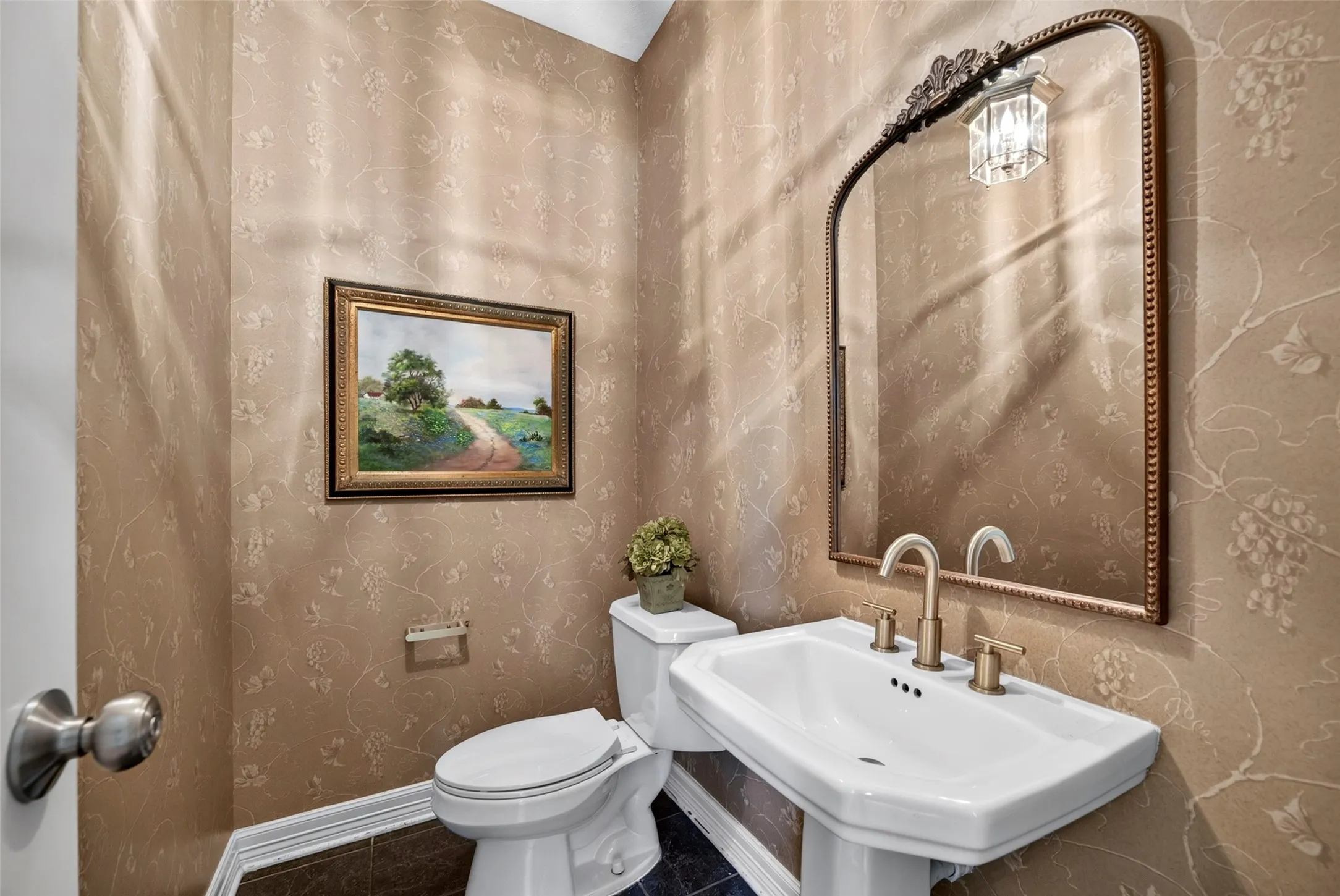 Single Family Residence For Sale in Tarrant County , 5108 Golden Lane, Fort Worth, Texas 76123, 4 Bedroom, 4 Bathroom, 2 Garage spaces, 3,772 Sqft, built in 1990, mls#21351808, Real Estate Agent in Fort Worth, Homes For Sale in Tarrant county, Homes For Sale in Fort Worth, Realtor in Fort Worth Texas, Real Estate Brokerage Independent Realty Texas, Luminita Cordes Realtor