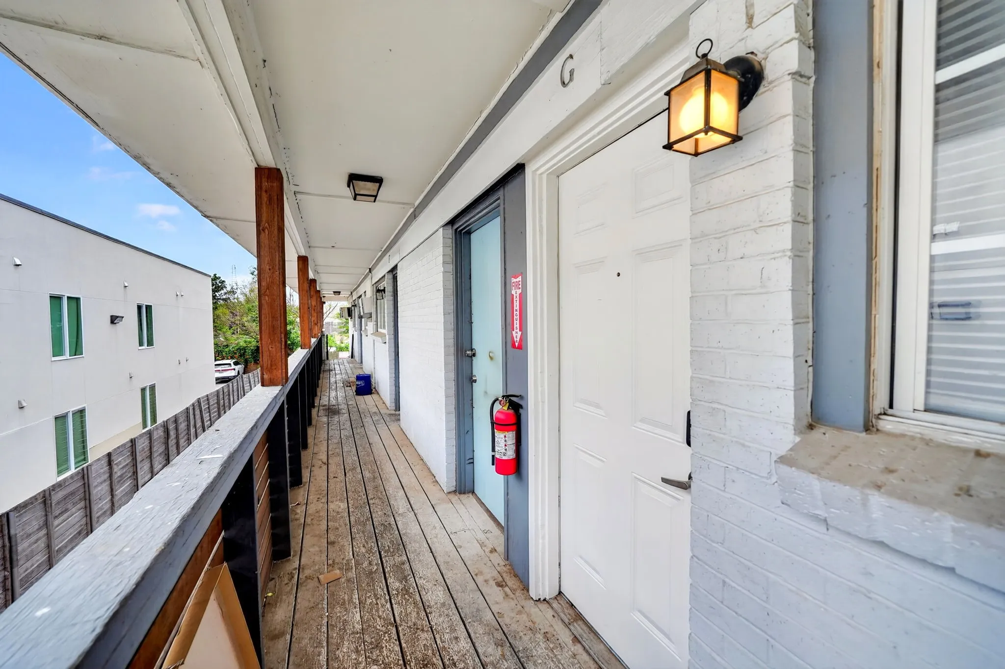 Apartment For Rent in Dallas County , 1417 Bennett Avenue G, Dallas, Texas 75206, 1 Bedroom, 1 Bathroom, Garage spaces, 600 Sqft, built in 1957, mls#21353522, Real Estate Agent in Dallas, Homes For Rent in Dallas county, Homes For Rent in Dallas, Realtor in Dallas Texas, Real Estate Brokerage Independent Realty Texas, Luminita Cordes Realtor