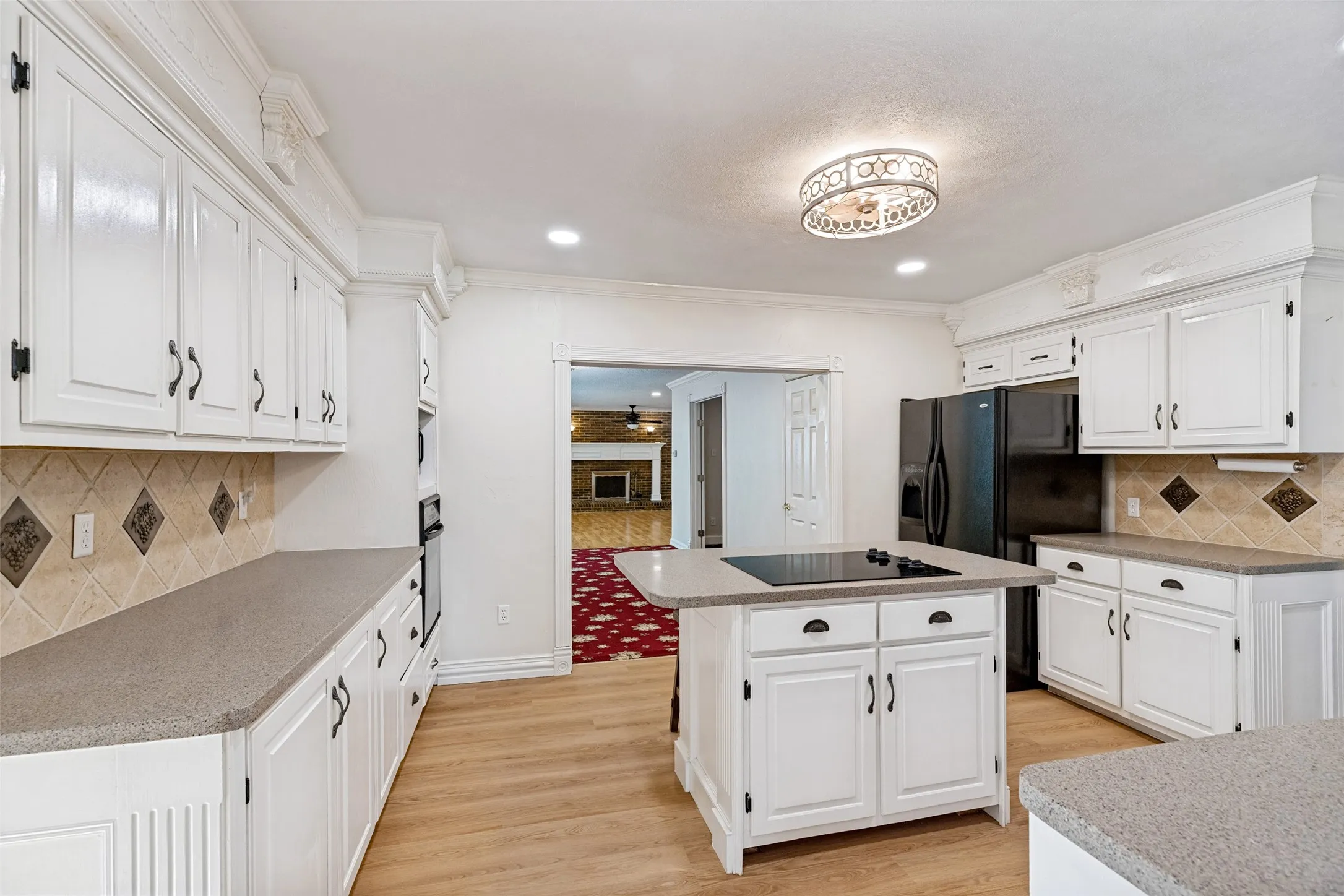 Single Family Residence For Rent in Collin County , 1020 Winningkoff Road, Lucas, Texas 75002, 4 Bedroom, 2 Bathroom, 3 Garage spaces, 2,025 Sqft, built in 1955, mls#21352558, Real Estate Agent in Lucas, Homes For Rent in Collin county, Homes For Rent in Lucas, Realtor in Lucas Texas, Real Estate Brokerage Independent Realty Texas, Luminita Cordes Realtor