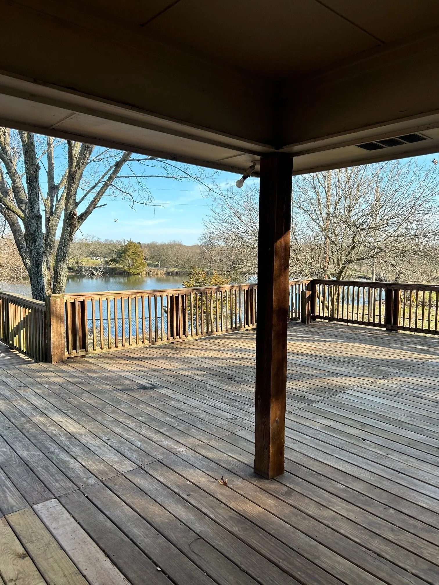 Single Family Residence For Rent in Ellis County , 2650 Fm 983, Red Oak, Texas 75125, 3 Bedrooms, 3 Bathrooms, 2 Garage spaces, 2,089 Sqft, built in 1984, Price $3,000, mls#21353136, Real Estate Agent in Red Oak, Homes For Rent in Ellis county, Homes For Rent in Red Oak, Realtor in Red Oak Texas, Real Estate Brokerage Independent Realty Texas, Luminita Cordes Realtor