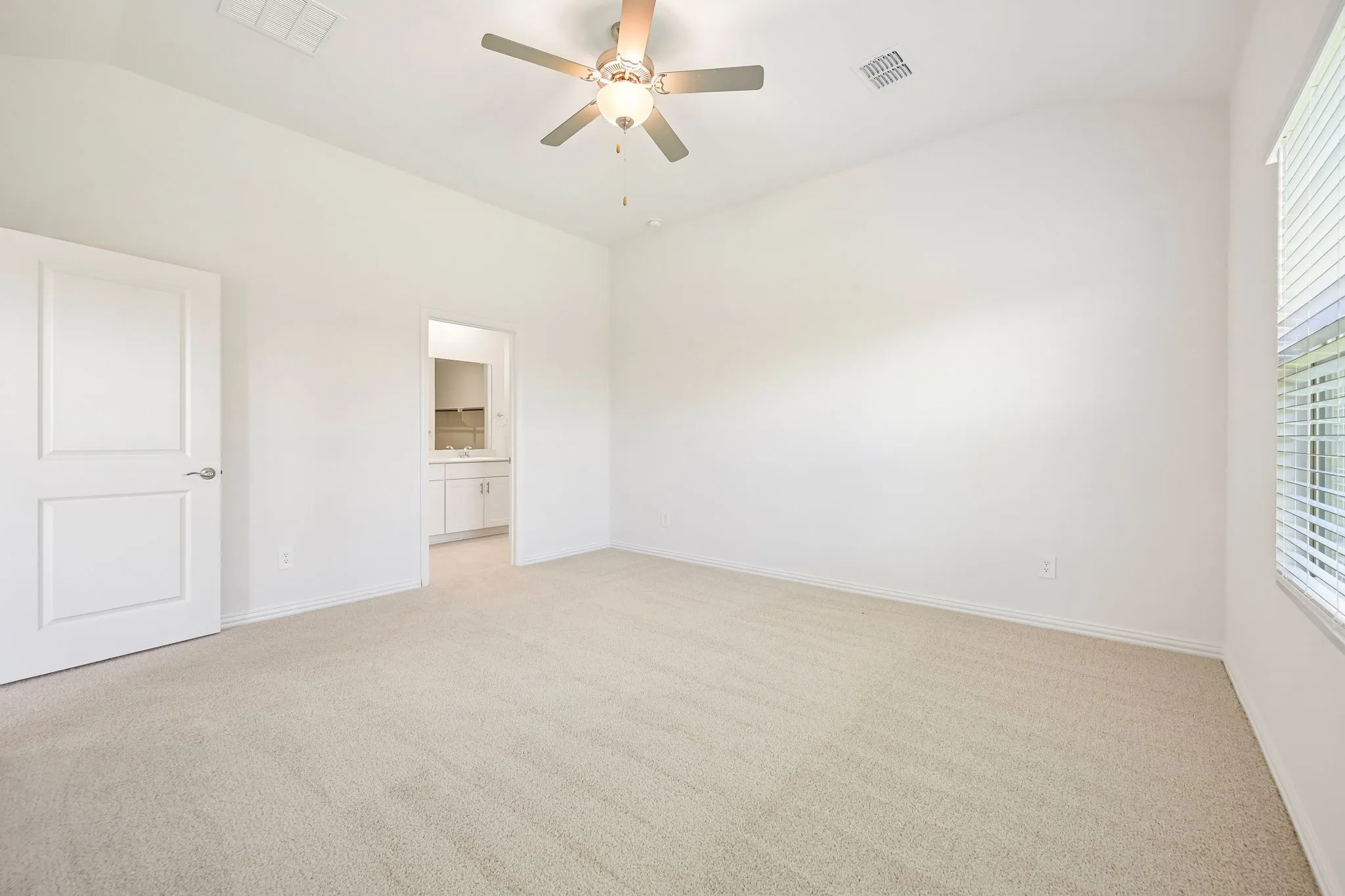 Photo is not of the actual home, but is an inspirational photo of builder’s model home and may depict options, furnishings, and/or decorator features that are not included.