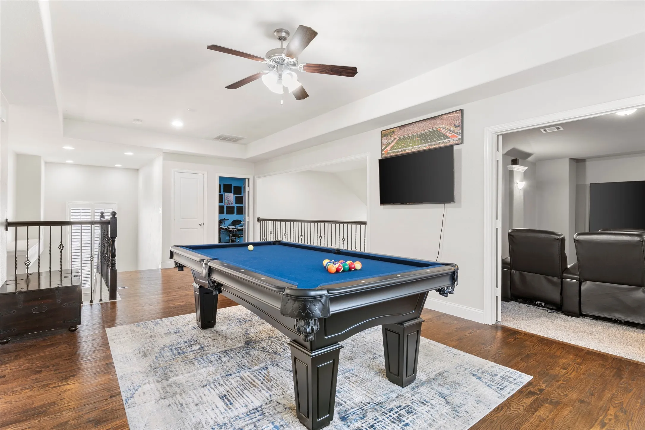 Large Game Room upstairs