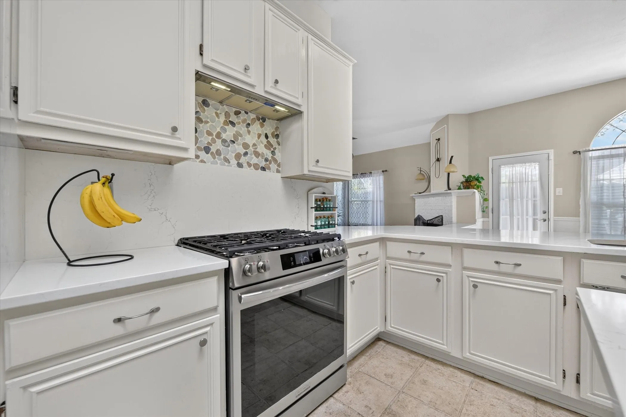 Single Family Residence For Sale in Denton County , 4728 Prescott Drive, Flower Mound, Texas 75028, 4 Bedroom, 2 Bathroom, 2 Garage spaces, 2,034 Sqft, built in 1993, mls#21353079, Real Estate Agent in Flower Mound, Homes For Sale in Denton county, Homes For Sale in Flower Mound, Realtor in Flower Mound Texas, Real Estate Brokerage Independent Realty Texas, Luminita Cordes Realtor