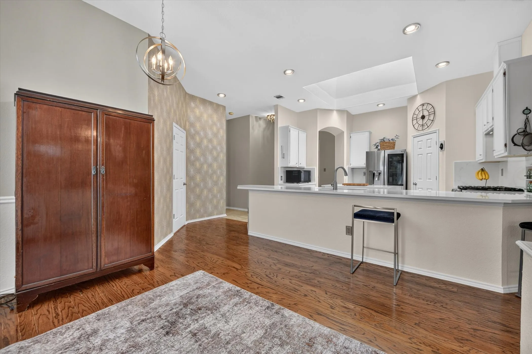 Single Family Residence For Sale in Denton County , 4728 Prescott Drive, Flower Mound, Texas 75028, 4 Bedroom, 2 Bathroom, 2 Garage spaces, 2,034 Sqft, built in 1993, mls#21353079, Real Estate Agent in Flower Mound, Homes For Sale in Denton county, Homes For Sale in Flower Mound, Realtor in Flower Mound Texas, Real Estate Brokerage Independent Realty Texas, Luminita Cordes Realtor