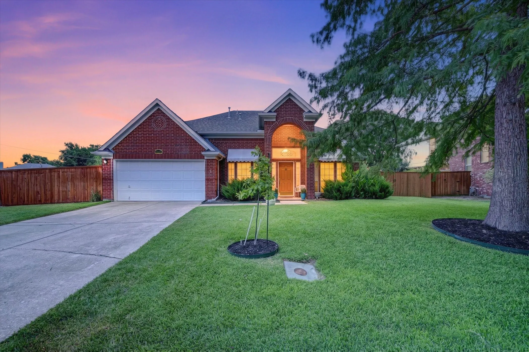 Single Family Residence For Sale in Denton County , 4728 Prescott Drive, Flower Mound, Texas 75028, 4 Bedroom, 2 Bathroom, 2 Garage spaces, 2,034 Sqft, built in 1993, mls#21353079, Real Estate Agent in Flower Mound, Homes For Sale in Denton county, Homes For Sale in Flower Mound, Realtor in Flower Mound Texas, Real Estate Brokerage Independent Realty Texas, Luminita Cordes Realtor