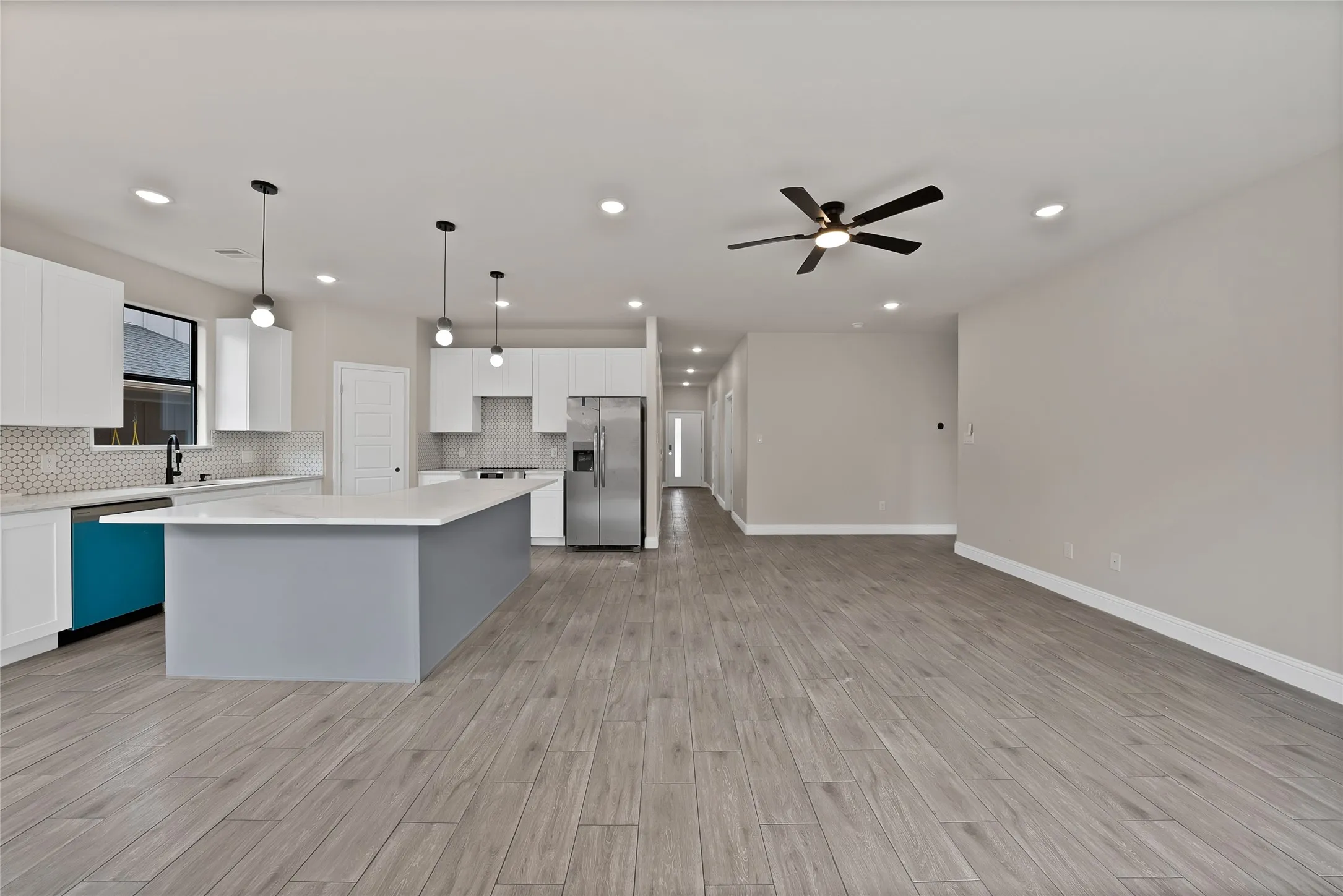 Single Family Residence For Sale in Hood County , 5700 Barkridge Drive, Granbury, Texas 76048, 3 Bedroom, 2 Bathroom, 2 Garage spaces, 1,490 Sqft, built in 2026, mls#21352965, Real Estate Agent in Granbury, Homes For Sale in Hood county, Homes For Sale in Granbury, Realtor in Granbury Texas, Real Estate Brokerage Independent Realty Texas, Luminita Cordes Realtor