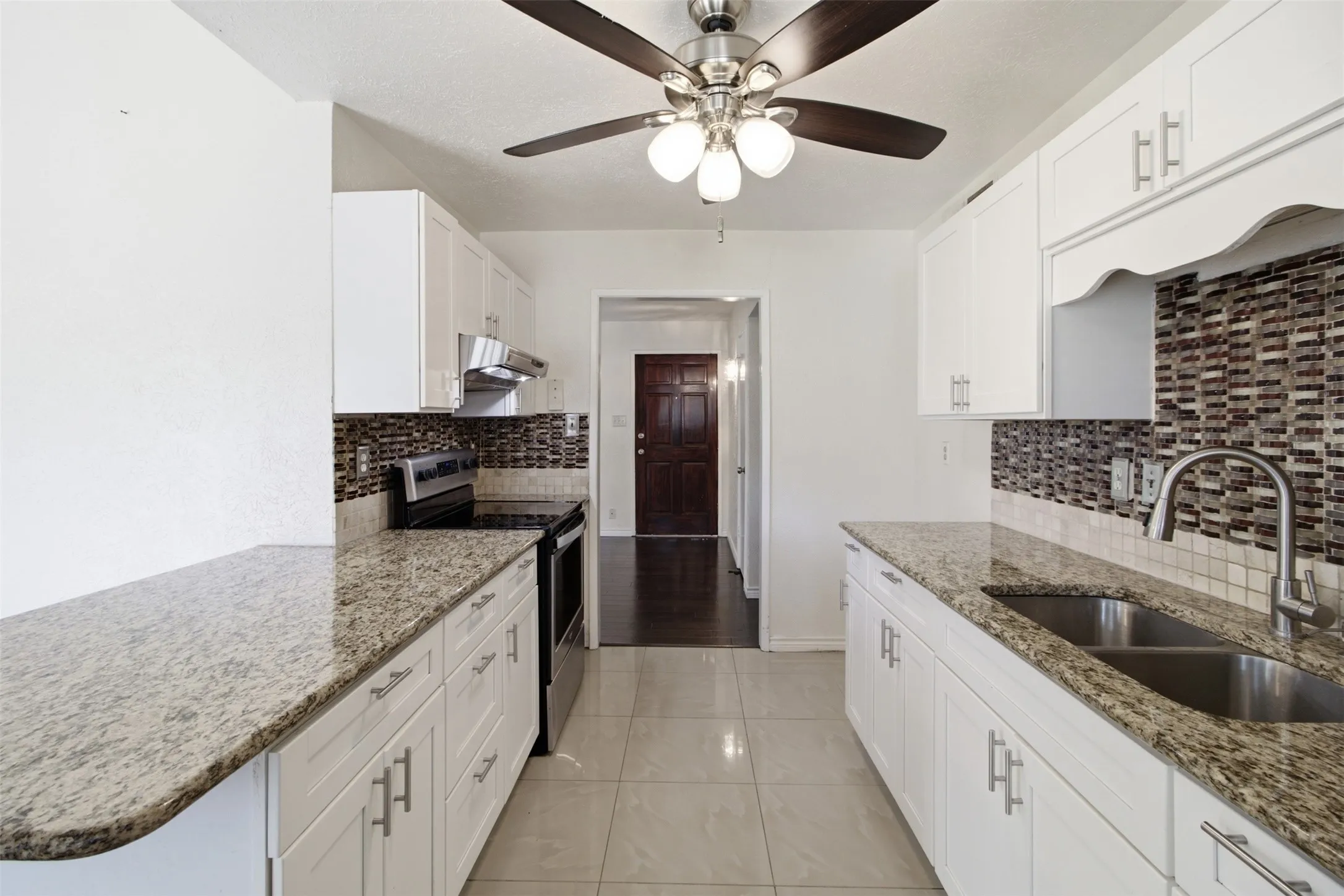 Single Family Residence For Rent in Dallas County , 3709 Yaupon Drive, Grand Prairie, Texas 75052, 3 Bedroom, 2 Bathroom, 2 Garage spaces, 1,479 Sqft, built in 1982, mls#21351314, Real Estate Agent in Grand Prairie, Homes For Rent in Dallas county, Homes For Rent in Grand Prairie, Realtor in Grand Prairie Texas, Real Estate Brokerage Independent Realty Texas, Luminita Cordes Realtor