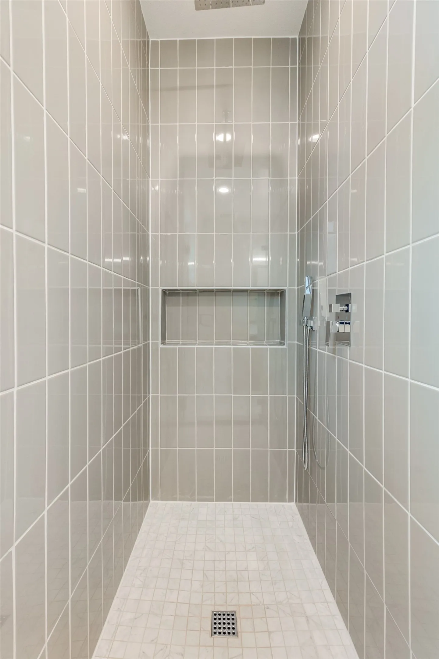 Townhouse For Rent in Dallas County , 5609 Live Oak Street 502, Dallas, Texas 75206, 2 Bedroom, 3 Bathroom, 2 Garage spaces, 1,224 Sqft, built in 2023, mls#21353566, Real Estate Agent in Dallas, Homes For Rent in Dallas county, Homes For Rent in Dallas, Realtor in Dallas Texas, Real Estate Brokerage Independent Realty Texas, Luminita Cordes Realtor