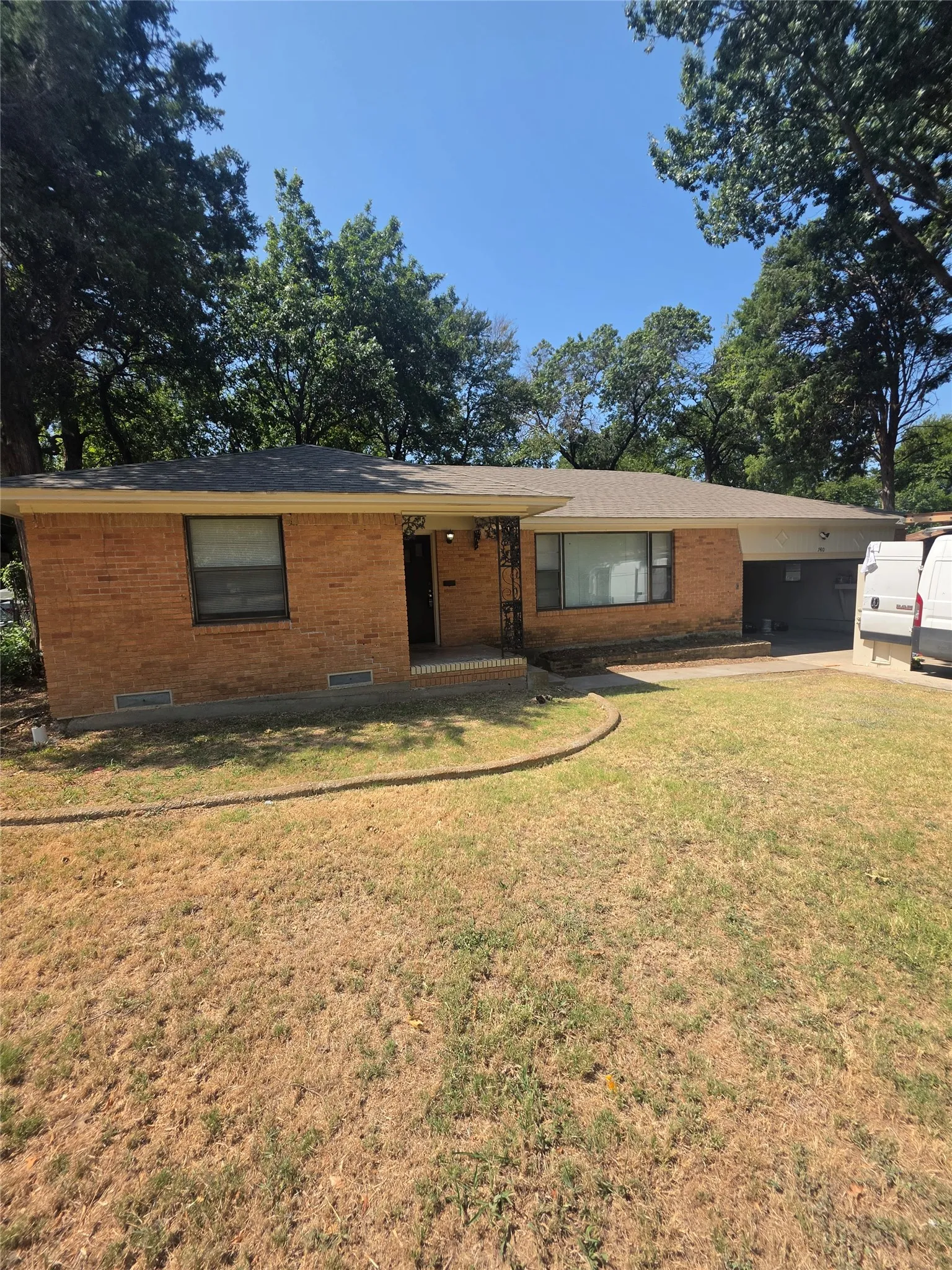 Single Family Residence For Rent in Dallas County , 7410 Piedmont Drive, Dallas, Texas 75227, 3 Bedroom, 2 Bathroom, 2 Garage spaces, 1,618 Sqft, built in 1953, mls#21353569, Real Estate Agent in Dallas, Homes For Rent in Dallas county, Homes For Rent in Dallas, Realtor in Dallas Texas, Real Estate Brokerage Independent Realty Texas, Luminita Cordes Realtor