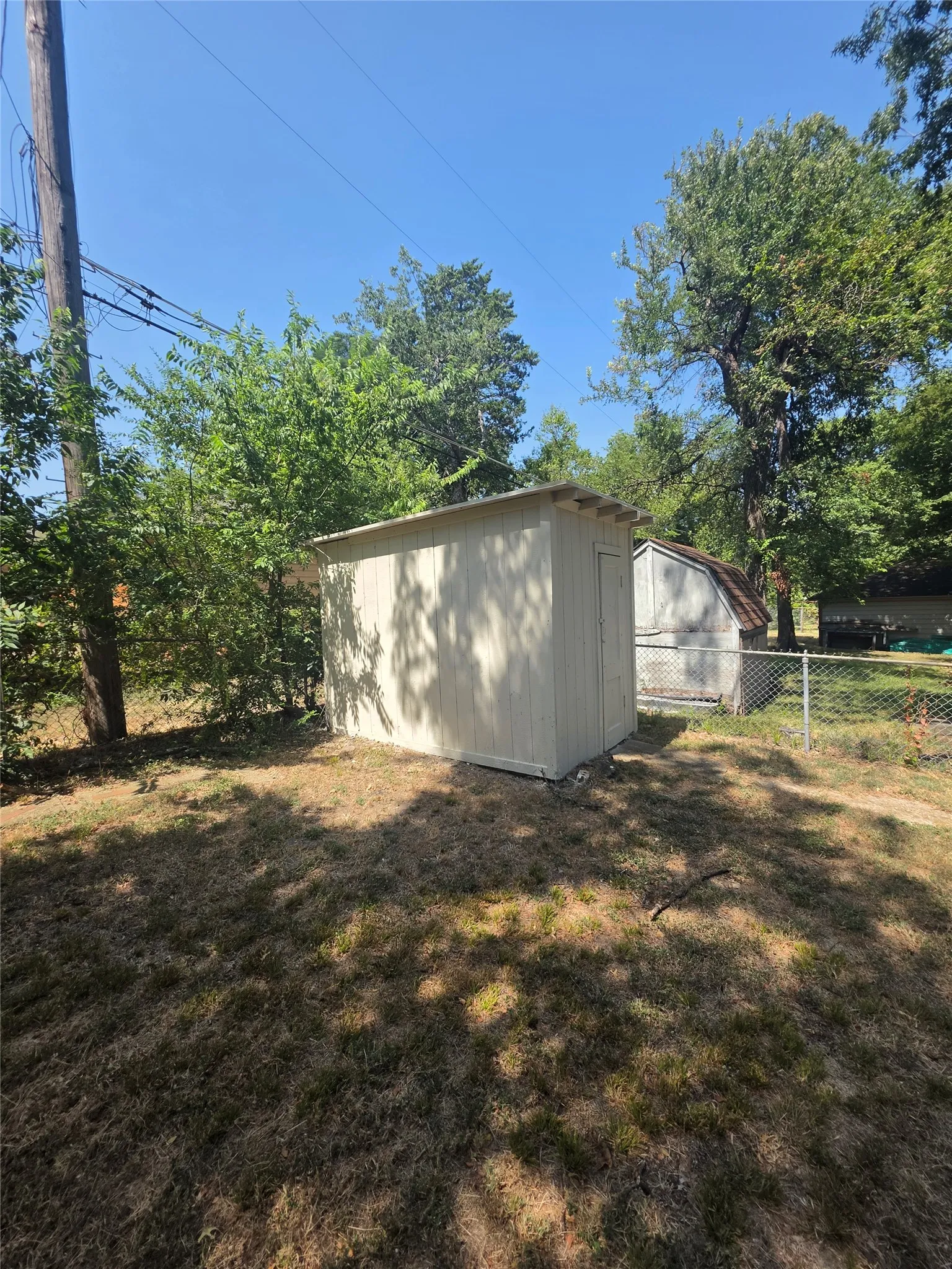 Single Family Residence For Rent in Dallas County , 7410 Piedmont Drive, Dallas, Texas 75227, 3 Bedroom, 2 Bathroom, 2 Garage spaces, 1,618 Sqft, built in 1953, mls#21353569, Real Estate Agent in Dallas, Homes For Rent in Dallas county, Homes For Rent in Dallas, Realtor in Dallas Texas, Real Estate Brokerage Independent Realty Texas, Luminita Cordes Realtor