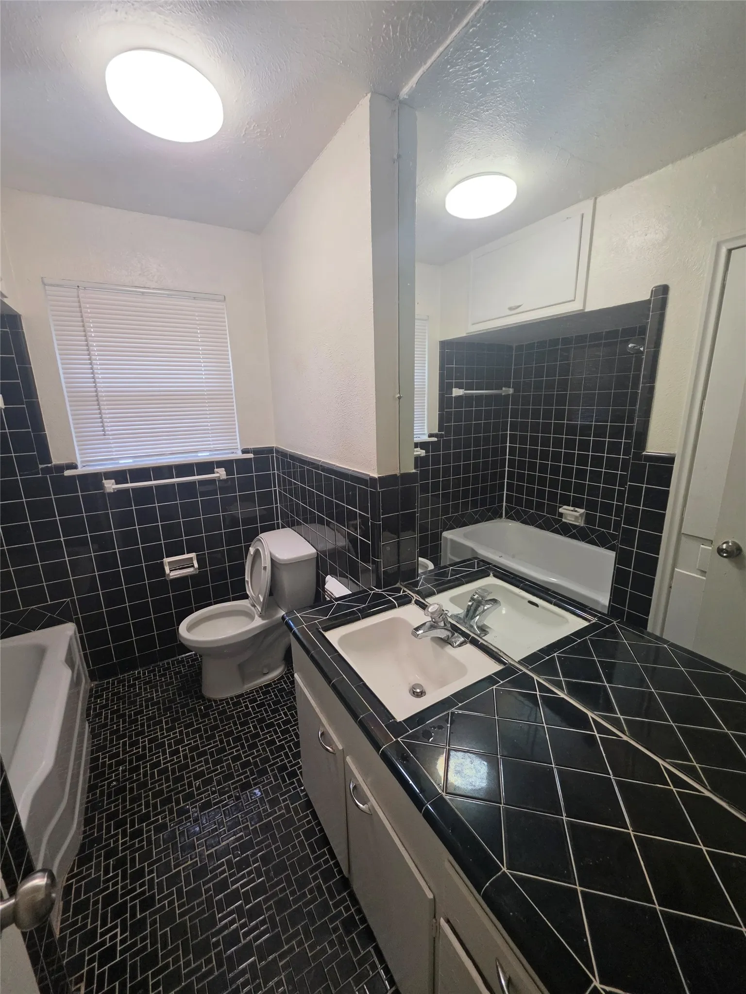 Single Family Residence For Rent in Dallas County , 7410 Piedmont Drive, Dallas, Texas 75227, 3 Bedroom, 2 Bathroom, 2 Garage spaces, 1,618 Sqft, built in 1953, mls#21353569, Real Estate Agent in Dallas, Homes For Rent in Dallas county, Homes For Rent in Dallas, Realtor in Dallas Texas, Real Estate Brokerage Independent Realty Texas, Luminita Cordes Realtor