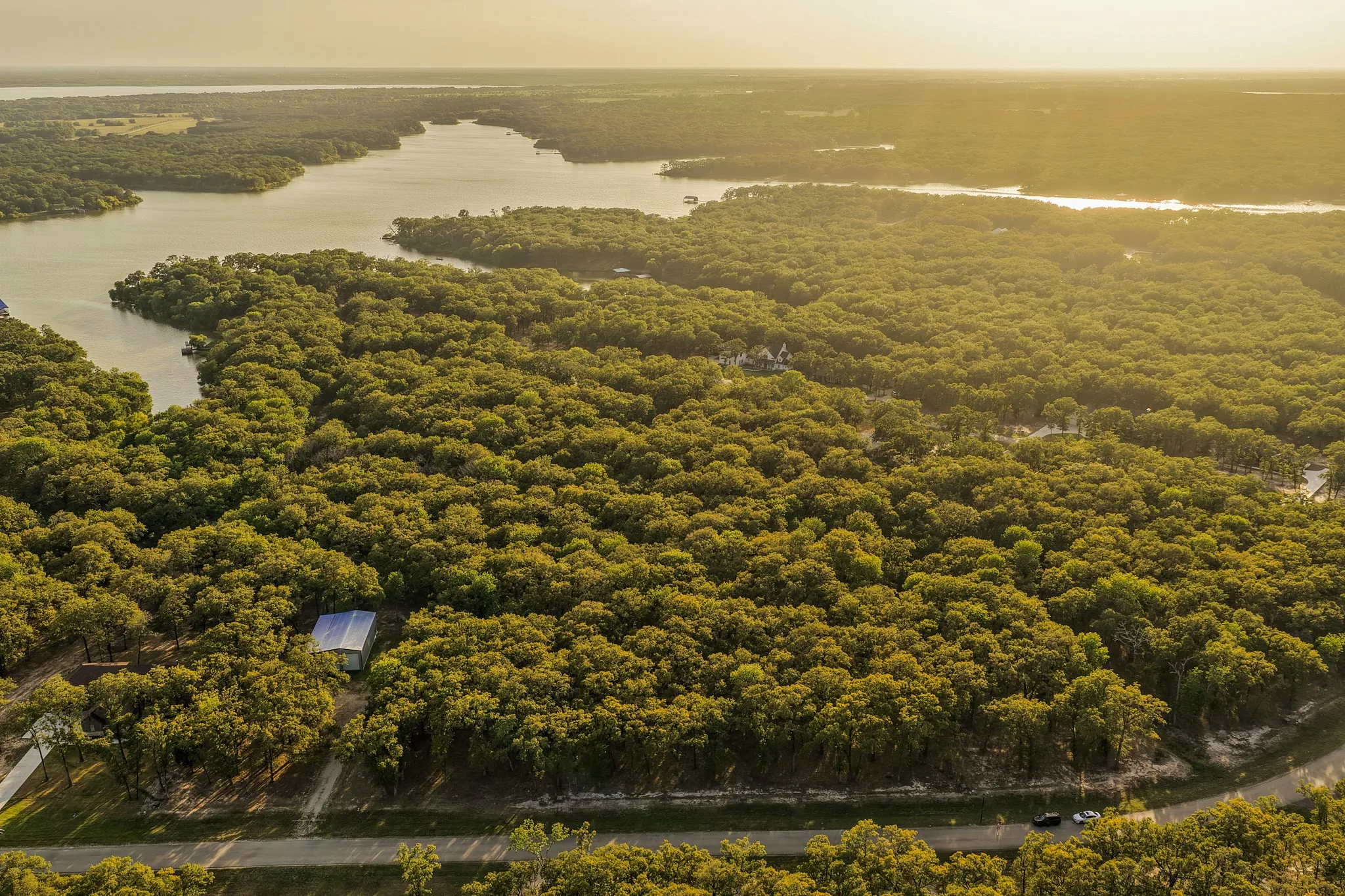 Unimproved Land For Sale in Hunt County , TBD Vintage Shore Drive, Quinlan, Texas 75474, 0, 0, Garage spaces, 0 Sqft, built in 0, mls#21345524, Real Estate Agent in Quinlan, Homes For Sale in Hunt county, Homes For Sale in Quinlan, Realtor in Quinlan Texas, Real Estate Brokerage Independent Realty Texas, Luminita Cordes Realtor