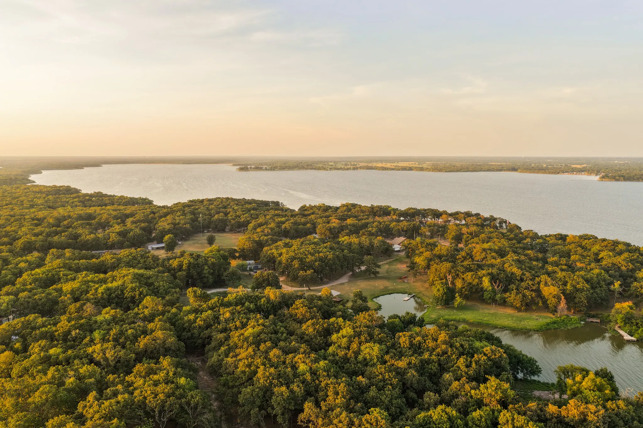 Unimproved Land For Sale in Hunt County , TBD Vintage Shore Drive, Quinlan, Texas 75474, 0, 0, Garage spaces, 0 Sqft, built in 0, mls#21345524, Real Estate Agent in Quinlan, Homes For Sale in Hunt county, Homes For Sale in Quinlan, Realtor in Quinlan Texas, Real Estate Brokerage Independent Realty Texas, Luminita Cordes Realtor