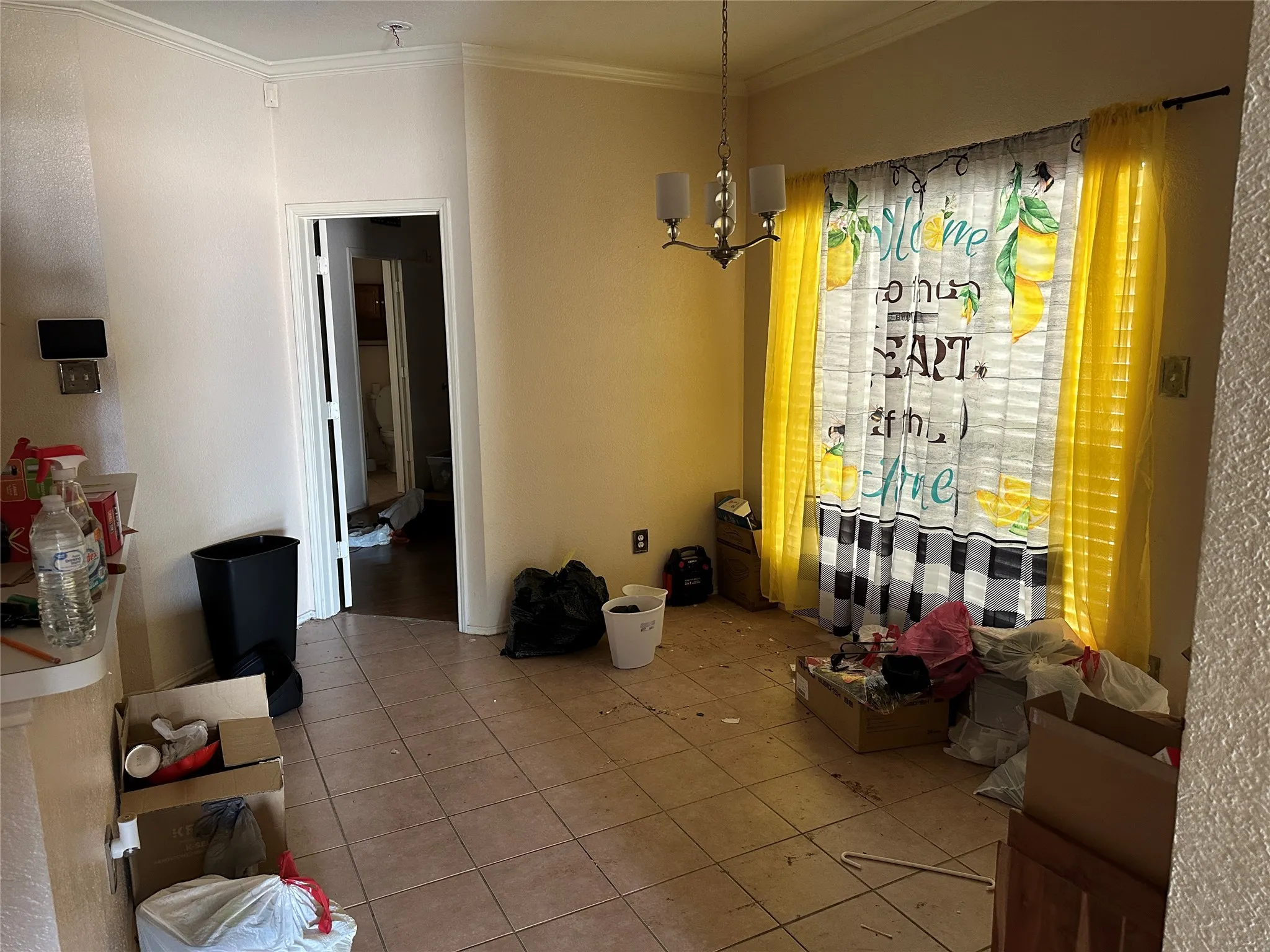 Single Family Residence For Sale in Dallas County , 1811 Stewart Street, Cedar Hill, Texas 75104, 3 Bedrooms, 2 Bathrooms, 2 Garage spaces, 1,675 Sqft, built in 1998, Price $335,000, mls#21353080, Real Estate Agent in Cedar Hill, Homes For Sale in Dallas county, Homes For Sale in Cedar Hill, Realtor in Cedar Hill Texas, Real Estate Brokerage Independent Realty Texas, Luminita Cordes Realtor