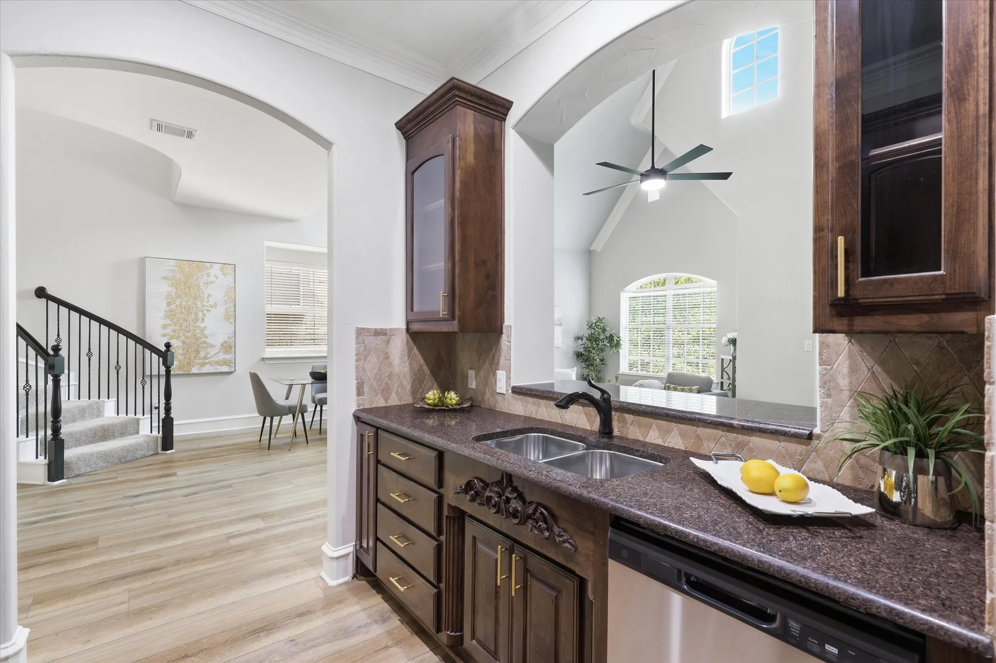 Townhouse For Sale in Dallas County , 748 Rockingham Drive, Irving, Texas 75063, 3 Bedroom, 3 Bathroom, 2 Garage spaces, 2,632 Sqft, built in 2006, mls#21353353, Real Estate Agent in Irving, Homes For Sale in Dallas county, Homes For Sale in Irving, Realtor in Irving Texas, Real Estate Brokerage Independent Realty Texas, Luminita Cordes Realtor