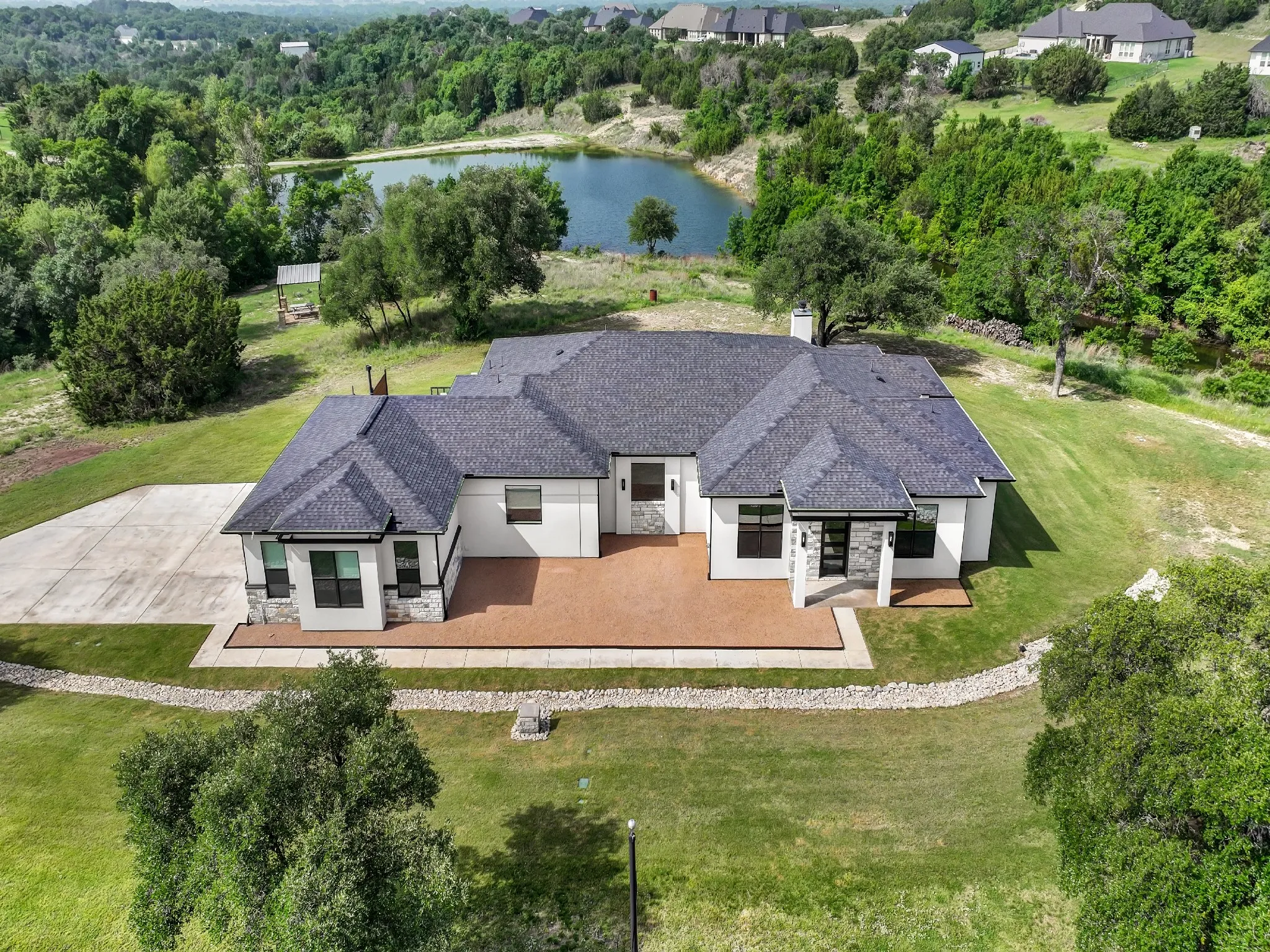 Single Family Residence For Sale in Parker County , 1050 Kingsley Court, Weatherford, Texas 76087, 4 Bedroom, 3 Bathroom, 3 Garage spaces, 3,060 Sqft, built in 2022, mls#21352992, Real Estate Agent in Weatherford, Homes For Sale in Parker county, Homes For Sale in Weatherford, Realtor in Weatherford Texas, Real Estate Brokerage Independent Realty Texas, Luminita Cordes Realtor