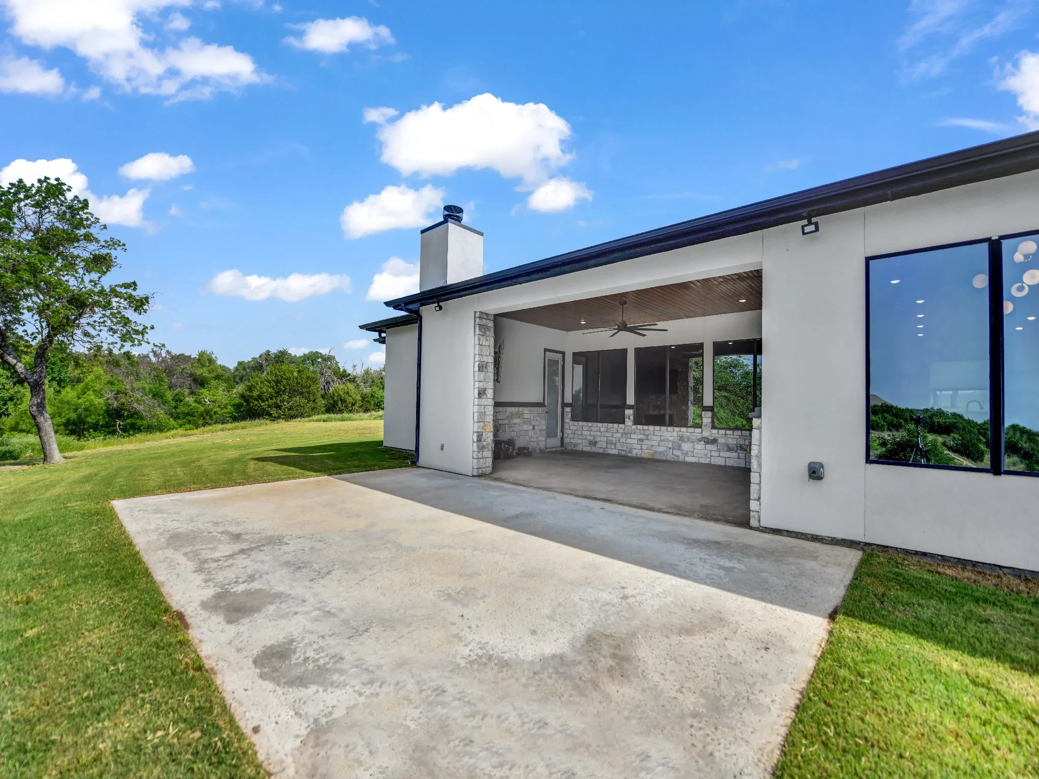 Single Family Residence For Sale in Parker County , 1050 Kingsley Court, Weatherford, Texas 76087, 4 Bedroom, 3 Bathroom, 3 Garage spaces, 3,060 Sqft, built in 2022, mls#21352992, Real Estate Agent in Weatherford, Homes For Sale in Parker county, Homes For Sale in Weatherford, Realtor in Weatherford Texas, Real Estate Brokerage Independent Realty Texas, Luminita Cordes Realtor