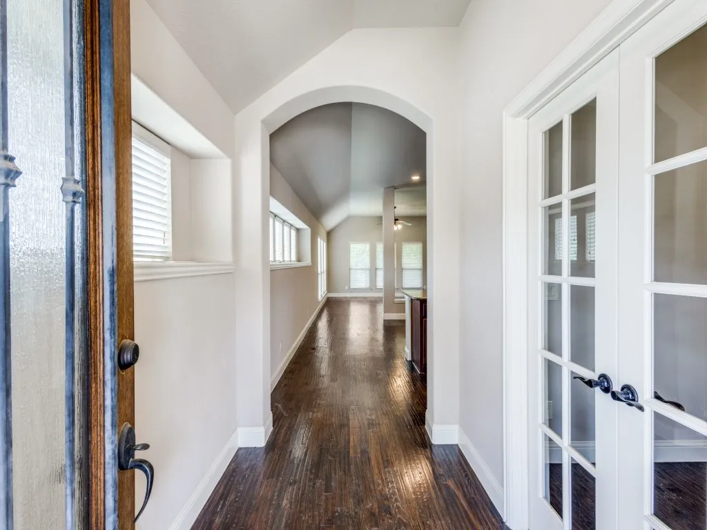 Single Family Residence For Rent in Collin County , 1722 Sherwood Drive, Anna, Texas 75409, 3 Bedroom, 2 Bathroom, 3 Garage spaces, 1,850 Sqft, built in 2018, mls#21353179, Real Estate Agent in Anna, Homes For Rent in Collin county, Homes For Rent in Anna, Realtor in Anna Texas, Real Estate Brokerage Independent Realty Texas, Luminita Cordes Realtor