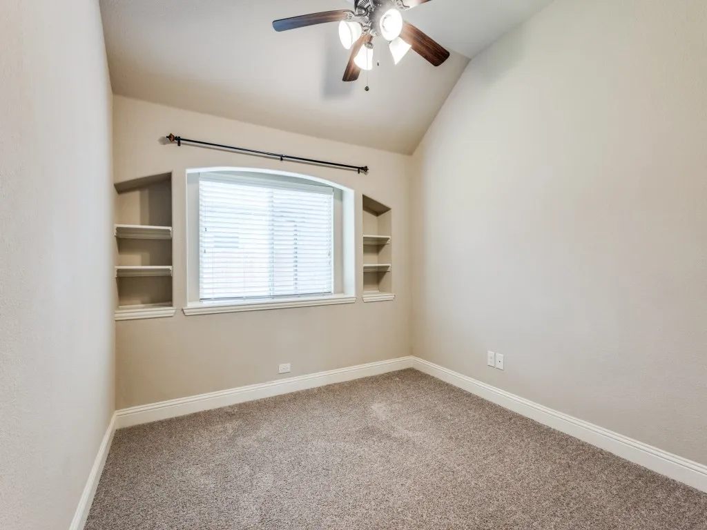 Single Family Residence For Rent in Collin County , 1722 Sherwood Drive, Anna, Texas 75409, 3 Bedroom, 2 Bathroom, 3 Garage spaces, 1,850 Sqft, built in 2018, mls#21353179, Real Estate Agent in Anna, Homes For Rent in Collin county, Homes For Rent in Anna, Realtor in Anna Texas, Real Estate Brokerage Independent Realty Texas, Luminita Cordes Realtor