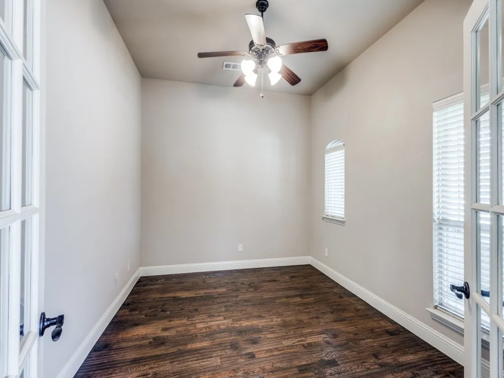 Single Family Residence For Rent in Collin County , 1722 Sherwood Drive, Anna, Texas 75409, 3 Bedroom, 2 Bathroom, 3 Garage spaces, 1,850 Sqft, built in 2018, mls#21353179, Real Estate Agent in Anna, Homes For Rent in Collin county, Homes For Rent in Anna, Realtor in Anna Texas, Real Estate Brokerage Independent Realty Texas, Luminita Cordes Realtor