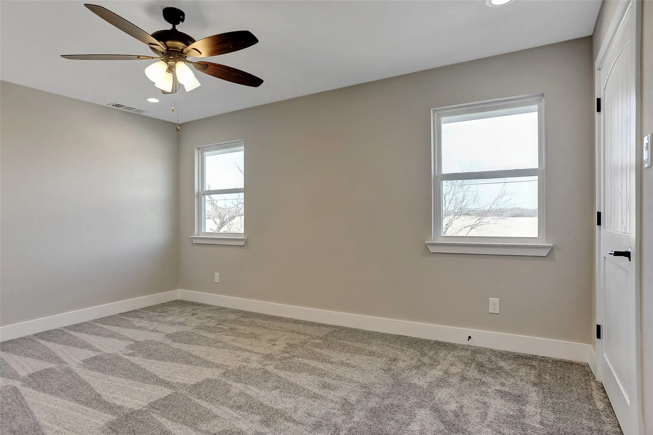 Duplex For Sale in Grayson County , 1304 Country Road, Whitesboro, Texas 76273, 6 Bedroom, 6 Bathroom, Garage spaces, 0 Sqft, built in 2020, mls#21351692, Real Estate Agent in Whitesboro, Homes For Sale in Grayson county, Homes For Sale in Whitesboro, Realtor in Whitesboro Texas, Real Estate Brokerage Independent Realty Texas, Luminita Cordes Realtor