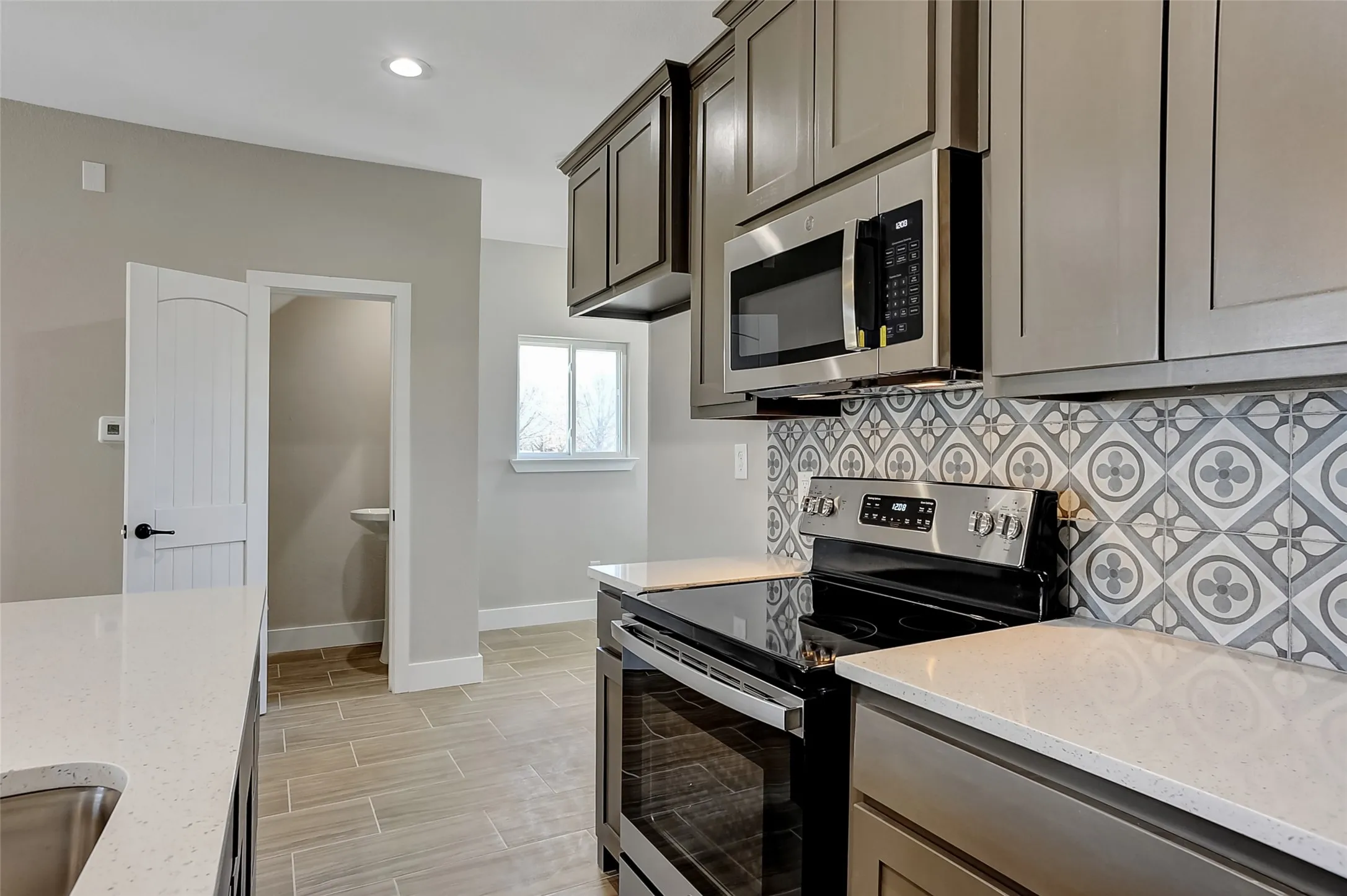 Duplex For Sale in Grayson County , 1304 Country Road, Whitesboro, Texas 76273, 6 Bedroom, 6 Bathroom, Garage spaces, 0 Sqft, built in 2020, mls#21351692, Real Estate Agent in Whitesboro, Homes For Sale in Grayson county, Homes For Sale in Whitesboro, Realtor in Whitesboro Texas, Real Estate Brokerage Independent Realty Texas, Luminita Cordes Realtor