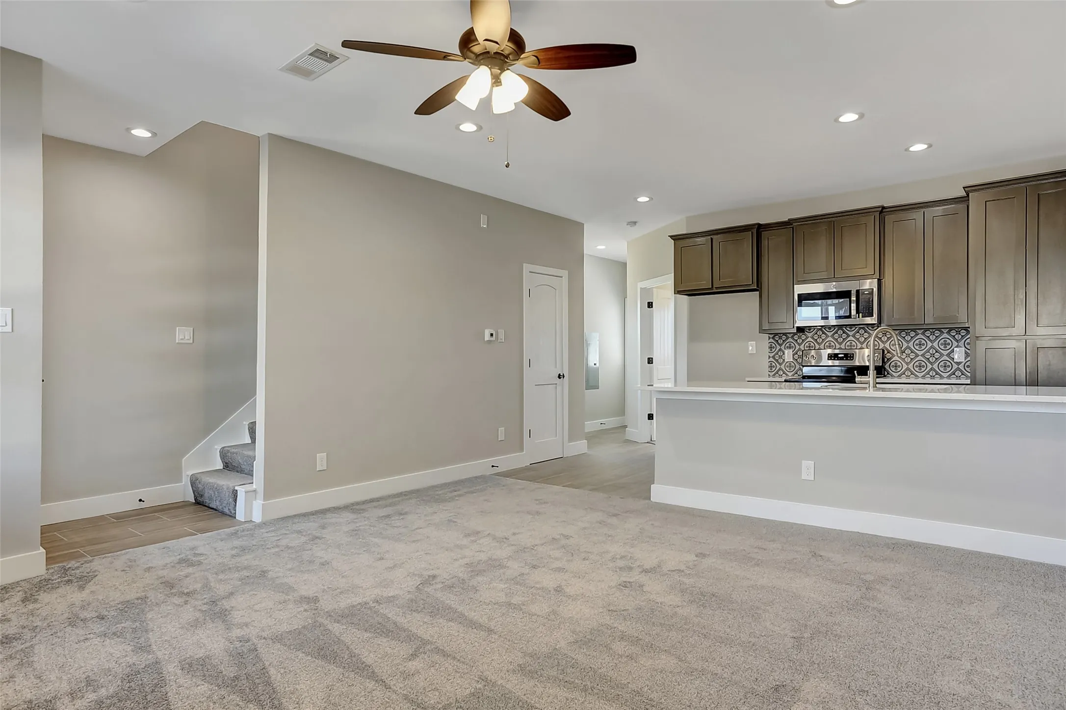 Duplex For Sale in Grayson County , 1304 Country Road, Whitesboro, Texas 76273, 6 Bedroom, 6 Bathroom, Garage spaces, 0 Sqft, built in 2020, mls#21351692, Real Estate Agent in Whitesboro, Homes For Sale in Grayson county, Homes For Sale in Whitesboro, Realtor in Whitesboro Texas, Real Estate Brokerage Independent Realty Texas, Luminita Cordes Realtor