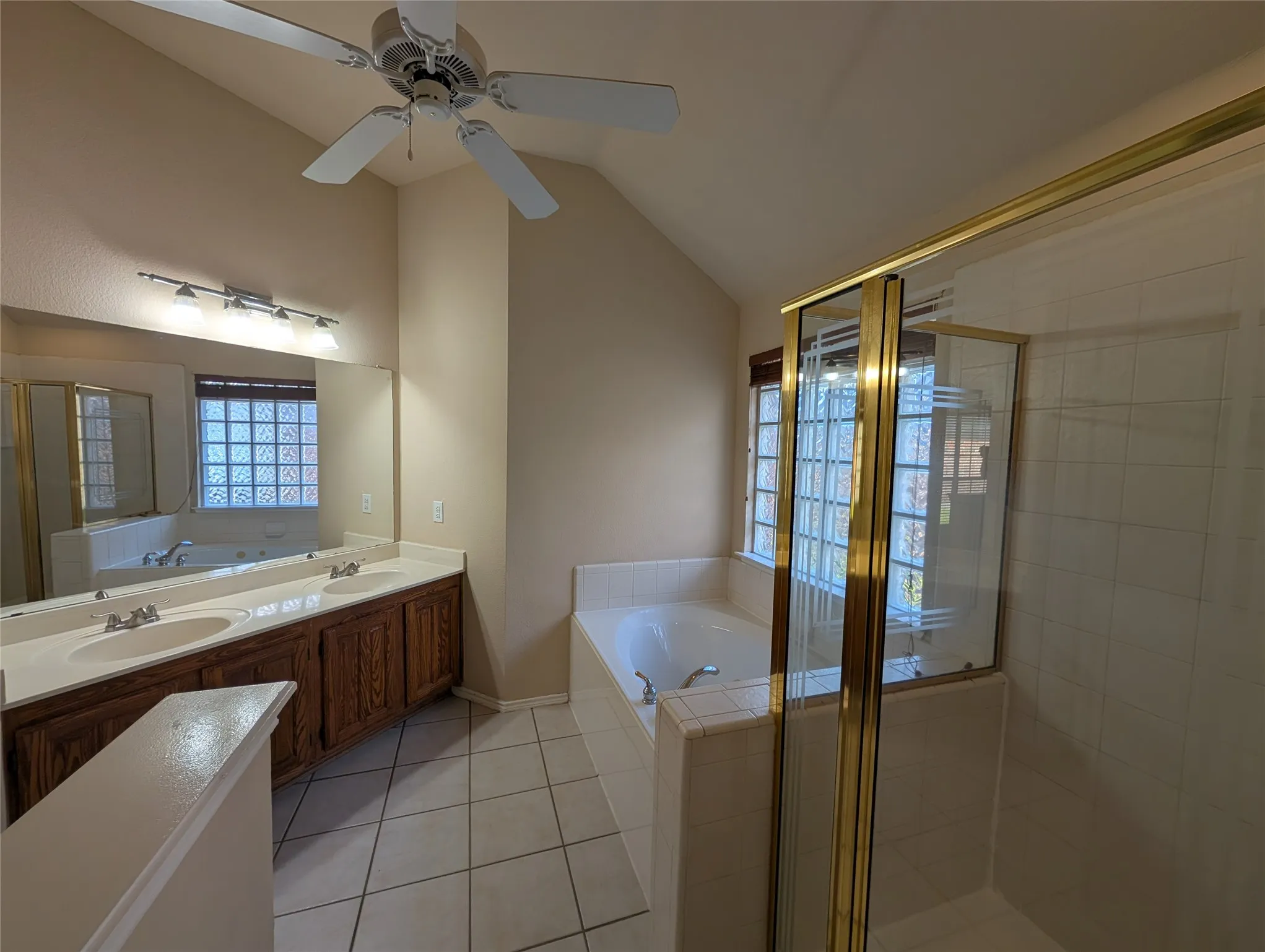 Single Family Residence For Rent in Collin County , 6000 Arlington Drive, Frisco, Texas 75035, 3 Bedroom, 2 Bathroom, 2 Garage spaces, 1,785 Sqft, built in 1998, mls#21353601, Real Estate Agent in Frisco, Homes For Rent in Collin county, Homes For Rent in Frisco, Realtor in Frisco Texas, Real Estate Brokerage Independent Realty Texas, Luminita Cordes Realtor