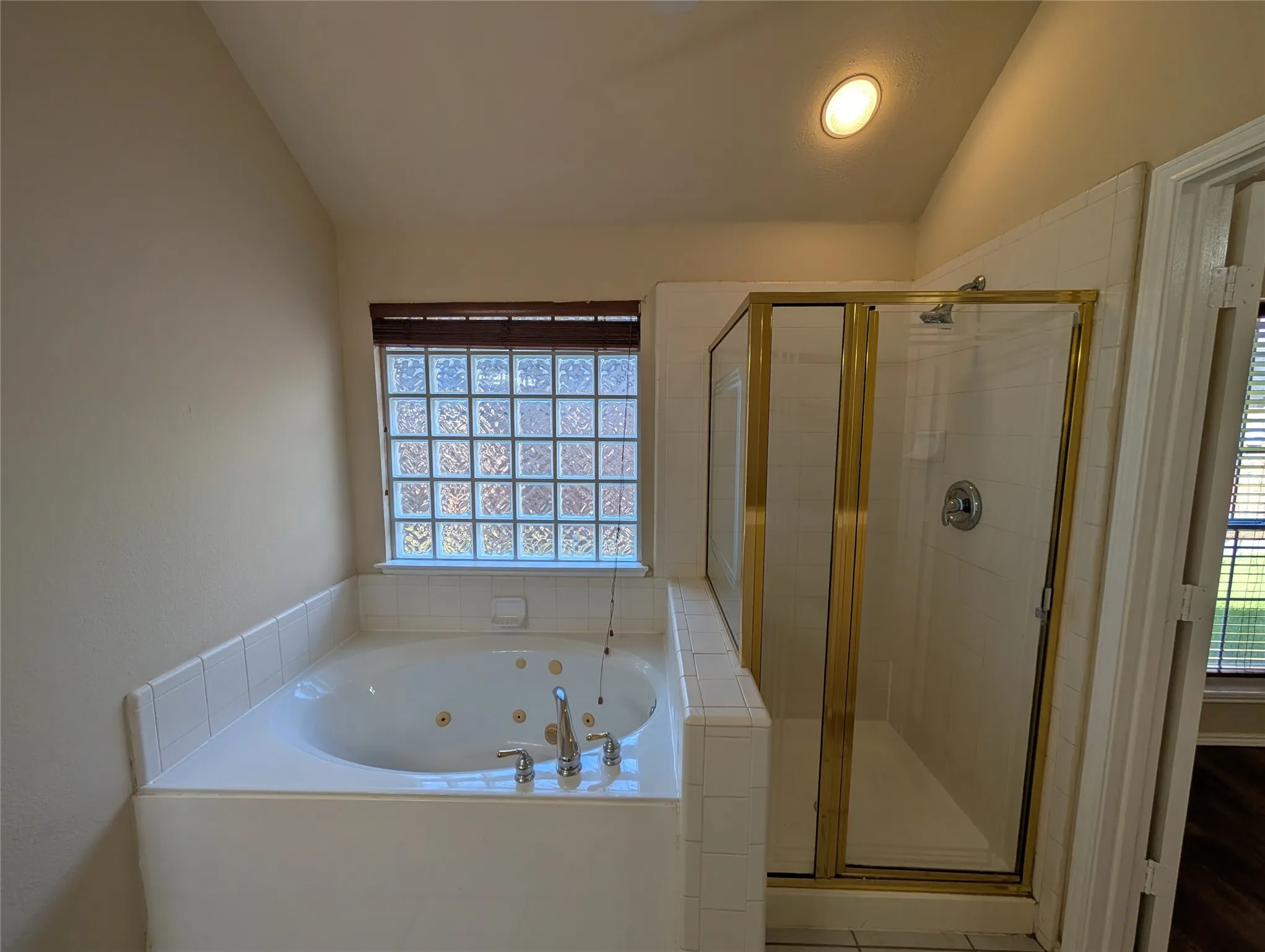 Single Family Residence For Rent in Collin County , 6000 Arlington Drive, Frisco, Texas 75035, 3 Bedroom, 2 Bathroom, 2 Garage spaces, 1,785 Sqft, built in 1998, mls#21353601, Real Estate Agent in Frisco, Homes For Rent in Collin county, Homes For Rent in Frisco, Realtor in Frisco Texas, Real Estate Brokerage Independent Realty Texas, Luminita Cordes Realtor