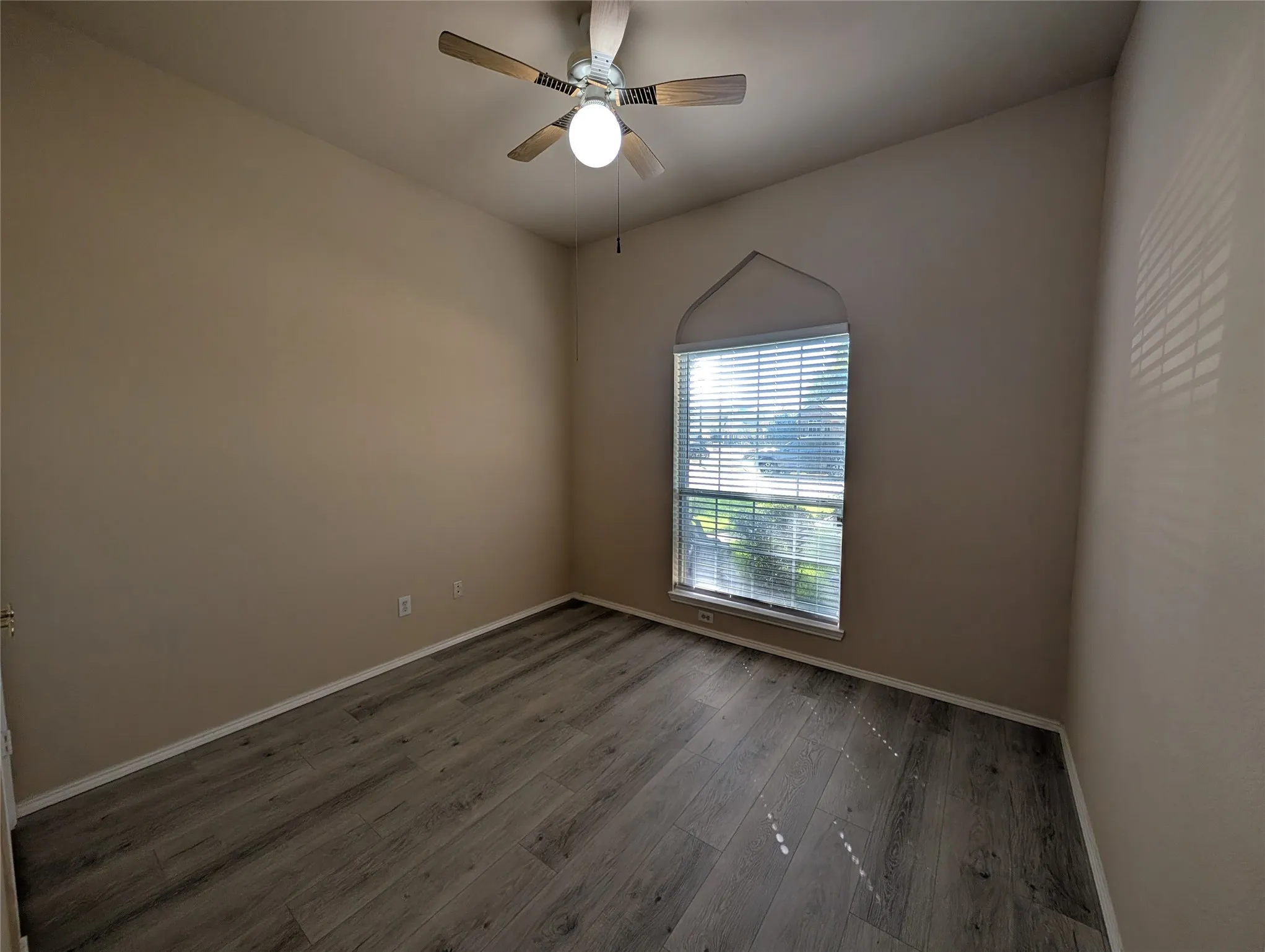 Single Family Residence For Rent in Collin County , 6000 Arlington Drive, Frisco, Texas 75035, 3 Bedroom, 2 Bathroom, 2 Garage spaces, 1,785 Sqft, built in 1998, mls#21353601, Real Estate Agent in Frisco, Homes For Rent in Collin county, Homes For Rent in Frisco, Realtor in Frisco Texas, Real Estate Brokerage Independent Realty Texas, Luminita Cordes Realtor