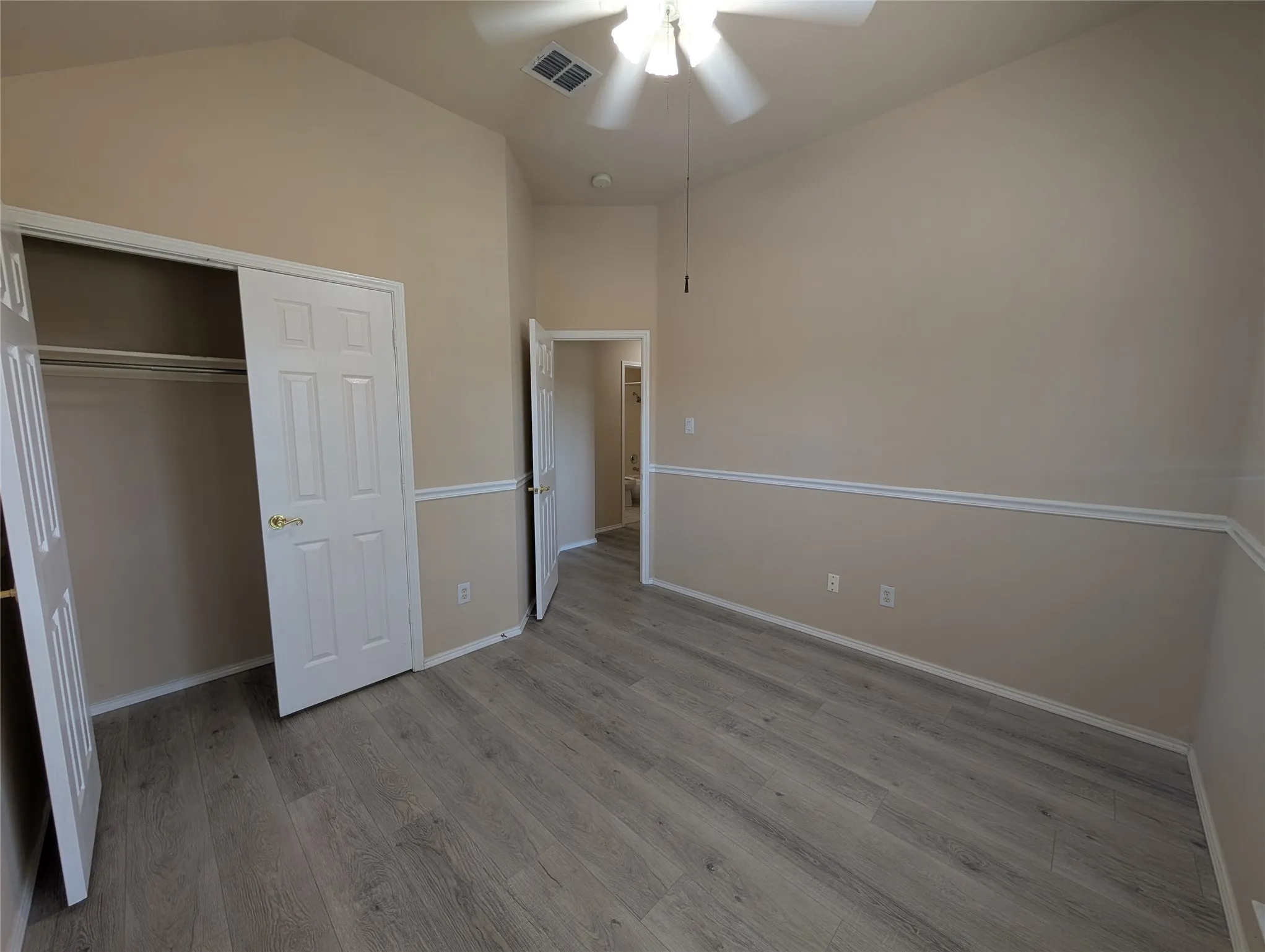 Single Family Residence For Rent in Collin County , 6000 Arlington Drive, Frisco, Texas 75035, 3 Bedroom, 2 Bathroom, 2 Garage spaces, 1,785 Sqft, built in 1998, mls#21353601, Real Estate Agent in Frisco, Homes For Rent in Collin county, Homes For Rent in Frisco, Realtor in Frisco Texas, Real Estate Brokerage Independent Realty Texas, Luminita Cordes Realtor