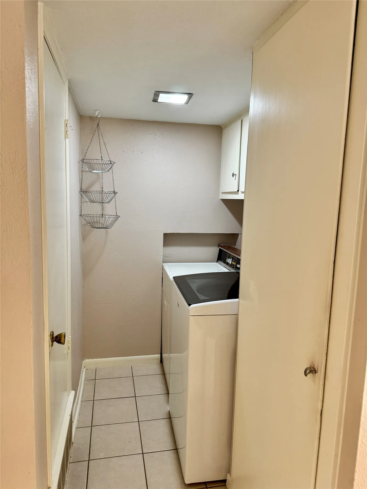 Single Family Residence For Sale in Dallas County , 11319 Lanewood Circle, Dallas, Texas 75218, 3 Bedroom, 2 Bathroom, 2 Garage spaces, 1,280 Sqft, built in 1961, mls#21352584, Real Estate Agent in Dallas, Homes For Sale in Dallas county, Homes For Sale in Dallas, Realtor in Dallas Texas, Real Estate Brokerage Independent Realty Texas, Luminita Cordes Realtor