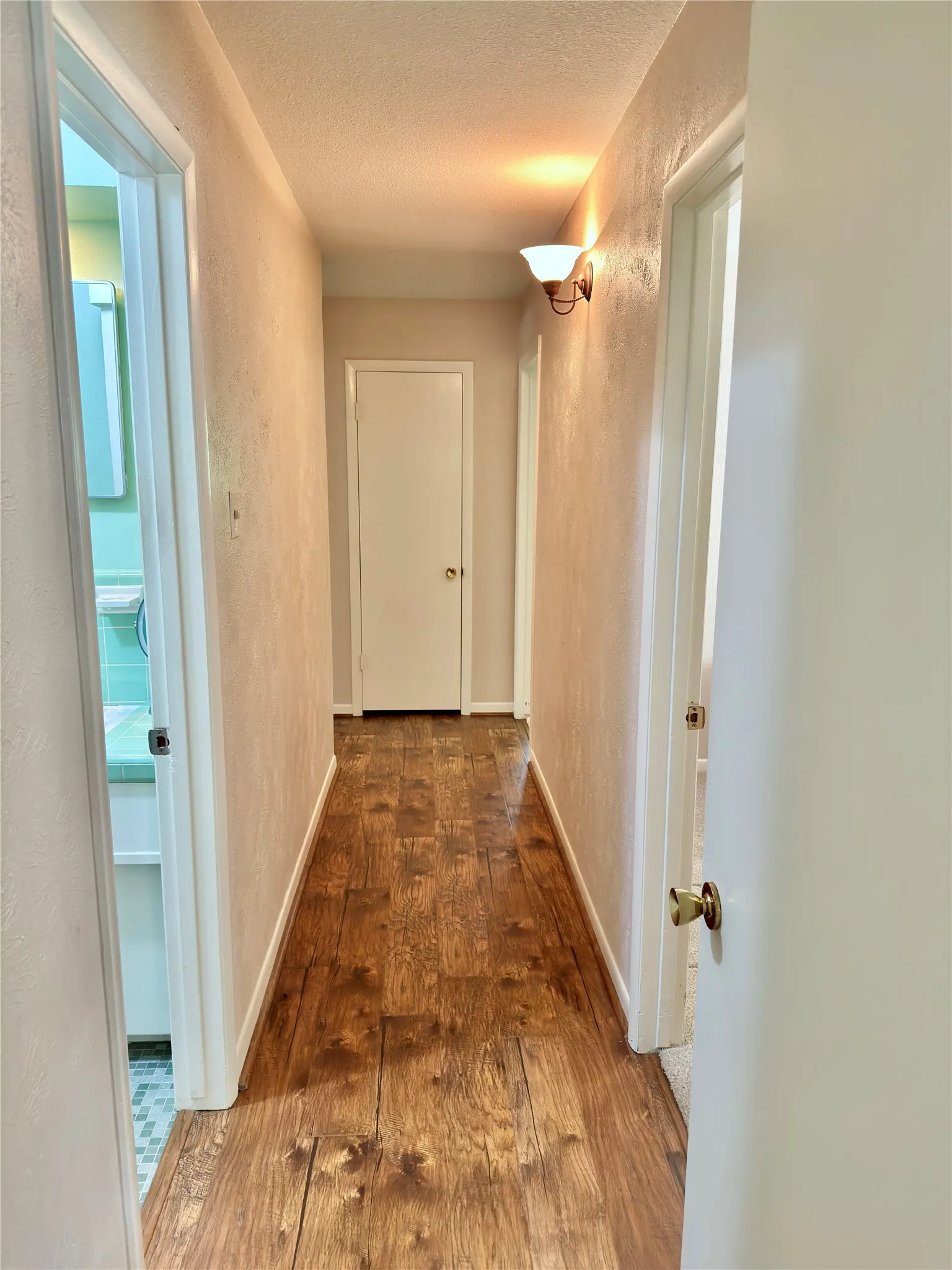 Single Family Residence For Sale in Dallas County , 11319 Lanewood Circle, Dallas, Texas 75218, 3 Bedroom, 2 Bathroom, 2 Garage spaces, 1,280 Sqft, built in 1961, mls#21352584, Real Estate Agent in Dallas, Homes For Sale in Dallas county, Homes For Sale in Dallas, Realtor in Dallas Texas, Real Estate Brokerage Independent Realty Texas, Luminita Cordes Realtor