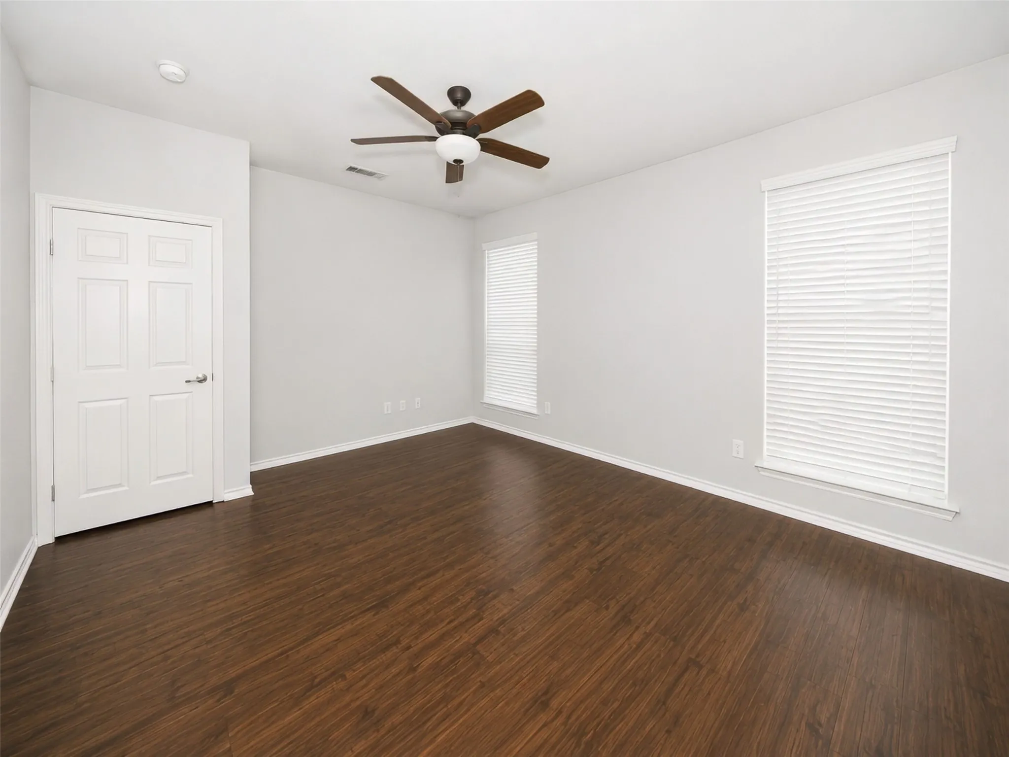 Single Family Residence For Rent in Tarrant County , 4552 Rush River Trail, Fort Worth, Texas 76123, 3 Bedroom, 2 Bathroom, 2 Garage spaces, 1,692 Sqft, built in 2004, mls#21318629, Real Estate Agent in Fort Worth, Homes For Rent in Tarrant county, Homes For Rent in Fort Worth, Realtor in Fort Worth Texas, Real Estate Brokerage Independent Realty Texas, Luminita Cordes Realtor