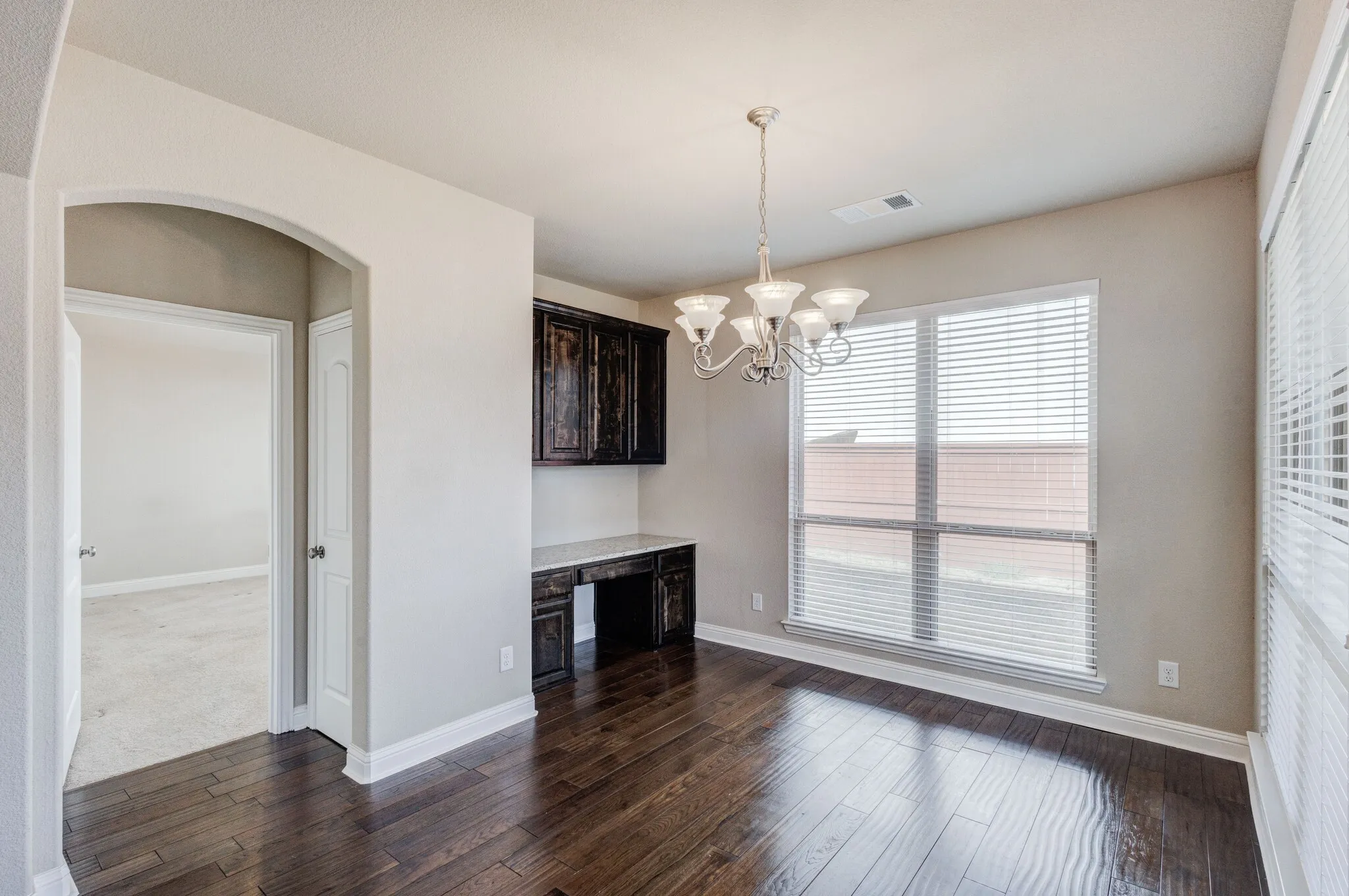 Single Family Residence For Rent in Denton County , 15609 Canyon Ridge, Prosper, Texas 75078, 4 Bedroom, 3 Bathroom, 2 Garage spaces, 2,399 Sqft, built in 2017, mls#21353621, Real Estate Agent in Prosper, Homes For Rent in Denton county, Homes For Rent in Prosper, Realtor in Prosper Texas, Real Estate Brokerage Independent Realty Texas, Luminita Cordes Realtor