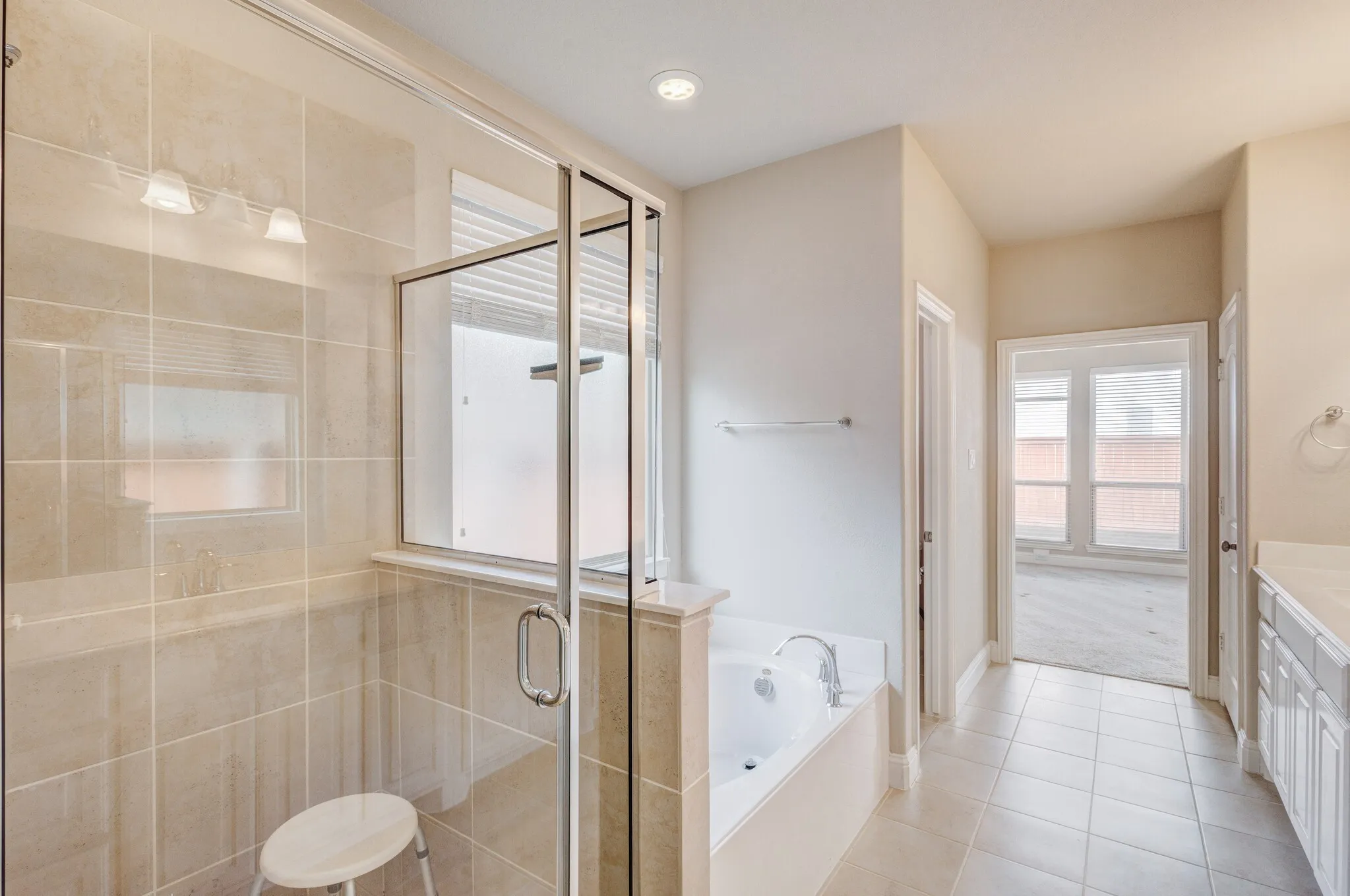 Single Family Residence For Rent in Denton County , 15609 Canyon Ridge, Prosper, Texas 75078, 4 Bedroom, 3 Bathroom, 2 Garage spaces, 2,399 Sqft, built in 2017, mls#21353621, Real Estate Agent in Prosper, Homes For Rent in Denton county, Homes For Rent in Prosper, Realtor in Prosper Texas, Real Estate Brokerage Independent Realty Texas, Luminita Cordes Realtor