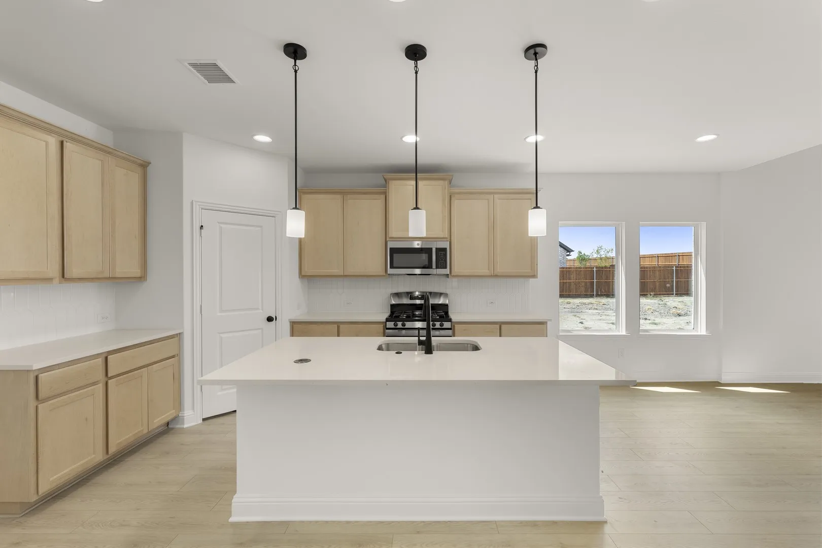 06. 2519 Sturgis - Kitchen