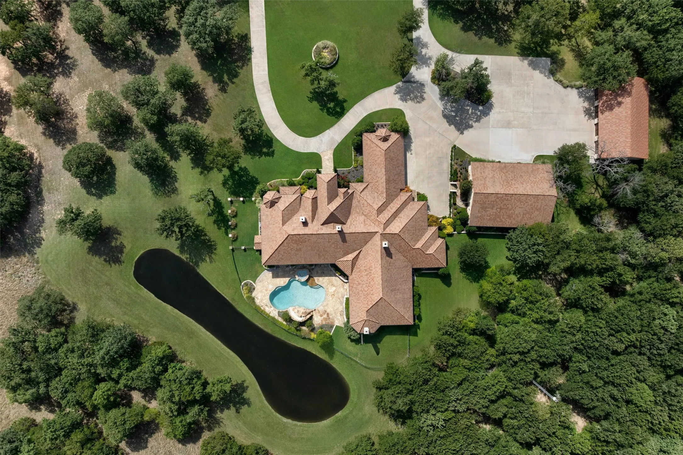Single Family Residence For Sale in Parker County , 610 River Ranch Road, Aledo, Texas 76008, 4 Bedrooms, 7 Bathrooms, 8 Garage spaces, 6,996 Sqft, built in 2012, Price $4,650,000, mls#21352692, Real Estate Agent in Aledo, Homes For Sale in Parker county, Homes For Sale in Aledo, Realtor in Aledo Texas, Real Estate Brokerage Independent Realty Texas, Luminita Cordes Realtor