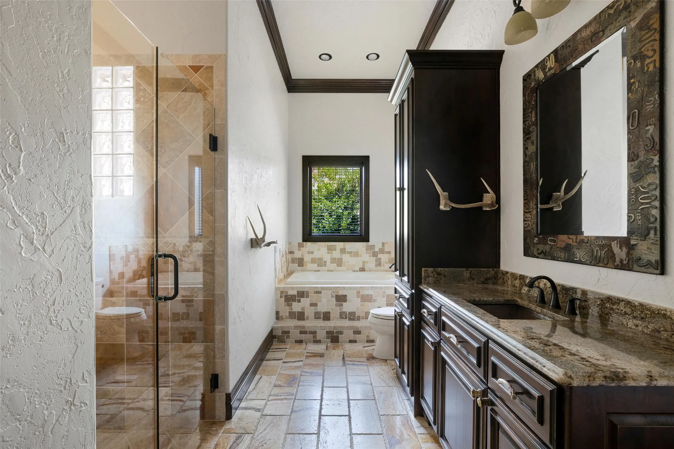 Single Family Residence For Sale in Parker County , 610 River Ranch Road, Aledo, Texas 76008, 4 Bedrooms, 7 Bathrooms, 8 Garage spaces, 6,996 Sqft, built in 2012, Price $4,650,000, mls#21352692, Real Estate Agent in Aledo, Homes For Sale in Parker county, Homes For Sale in Aledo, Realtor in Aledo Texas, Real Estate Brokerage Independent Realty Texas, Luminita Cordes Realtor